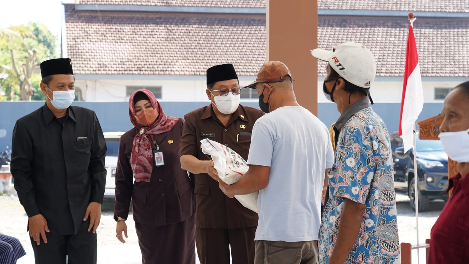 Pemerintah Kota Blitar Salurkan Rastrada Tahap Pertama Kota Blitar