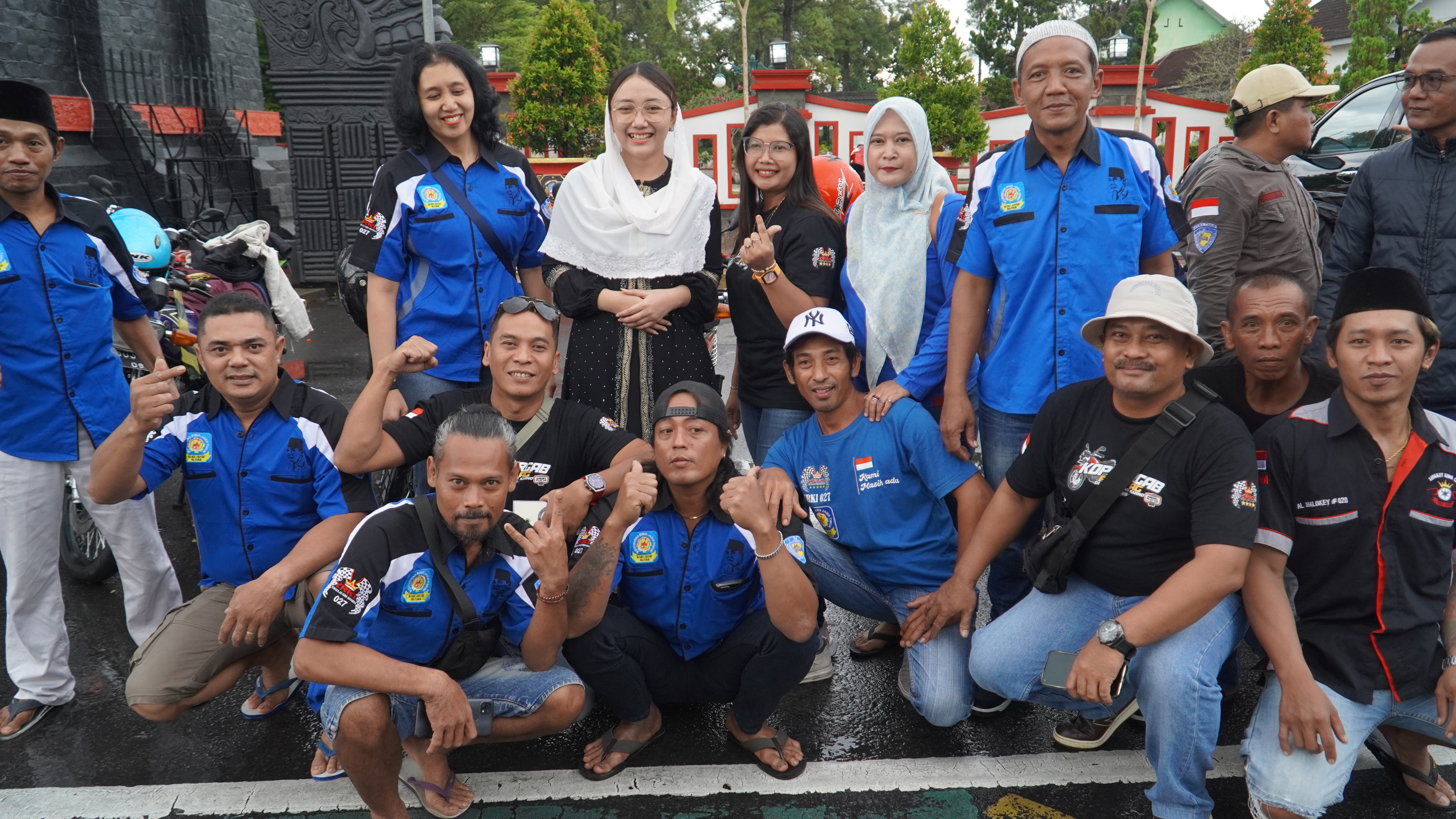 16 Maret 2025 - Pembagian Takjil bersama Komunitas RX KING Jatim Blitar di depan TMP R WIJAYA