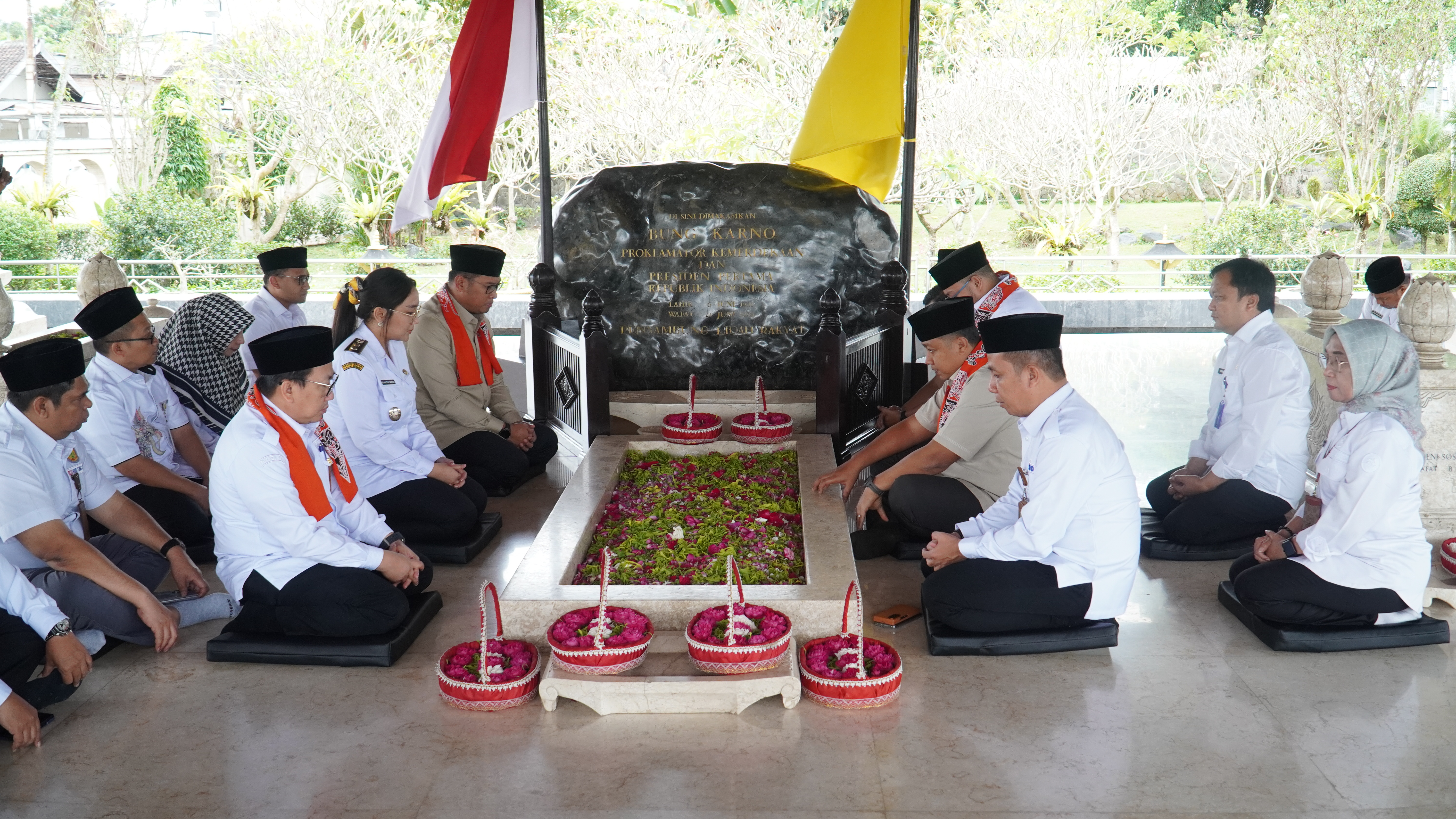 Kunjungan Ziarah WAMENTAN RI Bapak Sudaryono di MBK