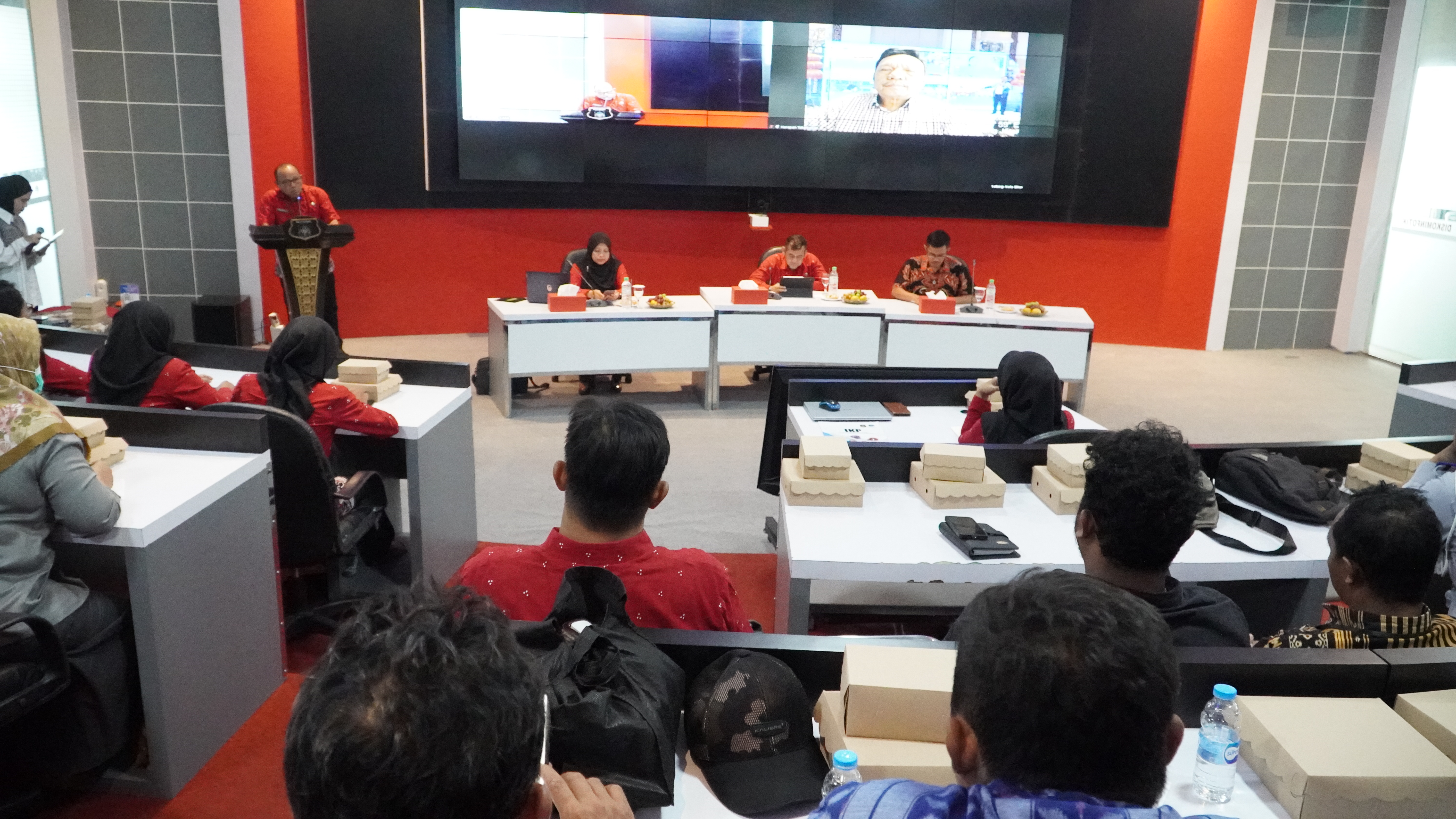 14 November 2024 - Monitoring dan Evaluasi Layanan Nomor Tunggal Panggilan Darurat Call Center  112