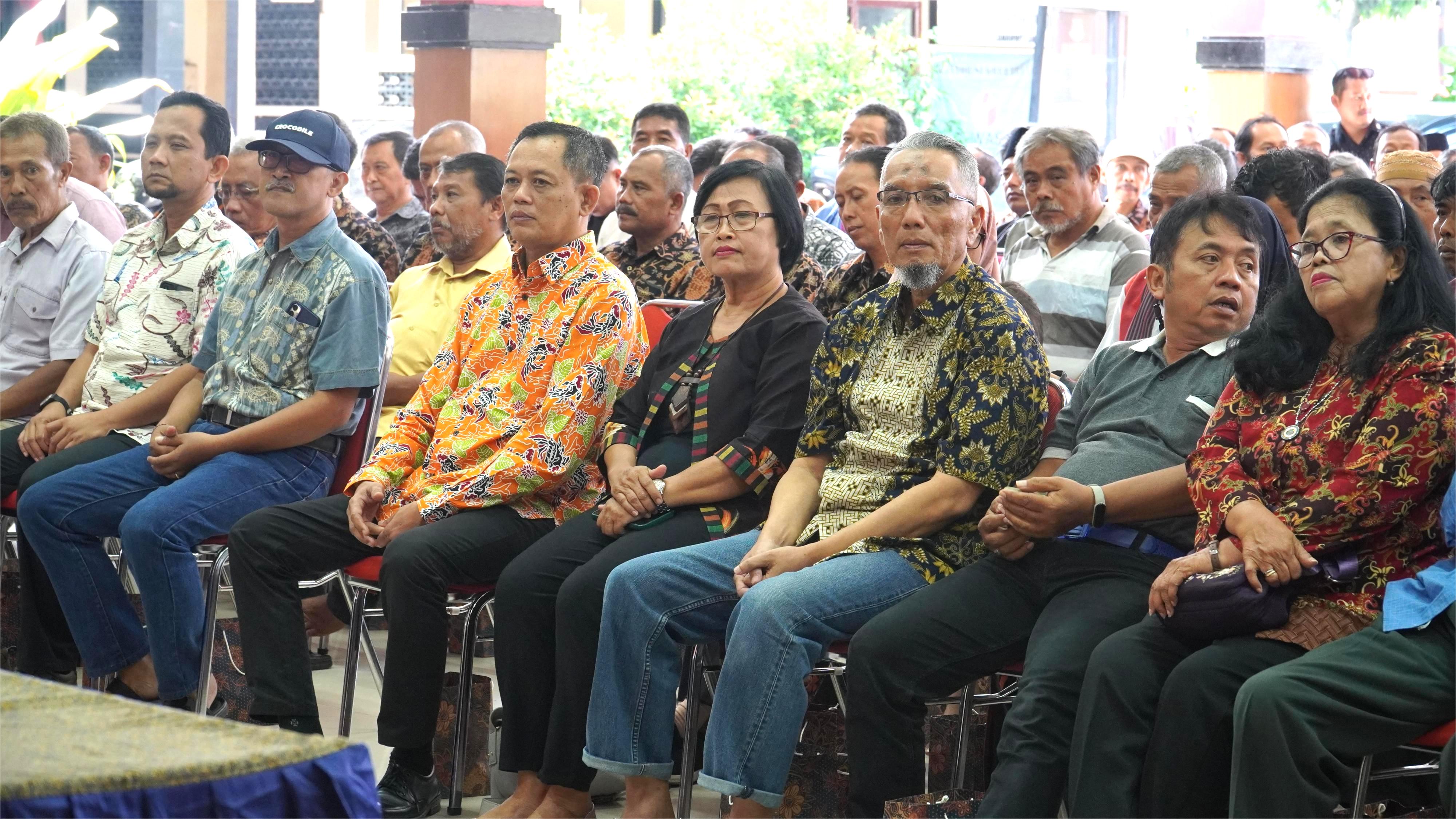21 Maret 2025 - Pembagian Bingkisan RT RW Kec. SANANWETAN
