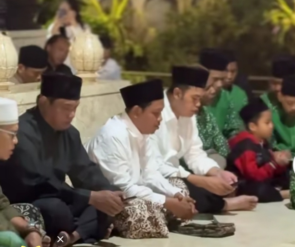 1 Oktober 2026 - Ziarah Makam Bung Karno-Rutinan Malam Jum'at