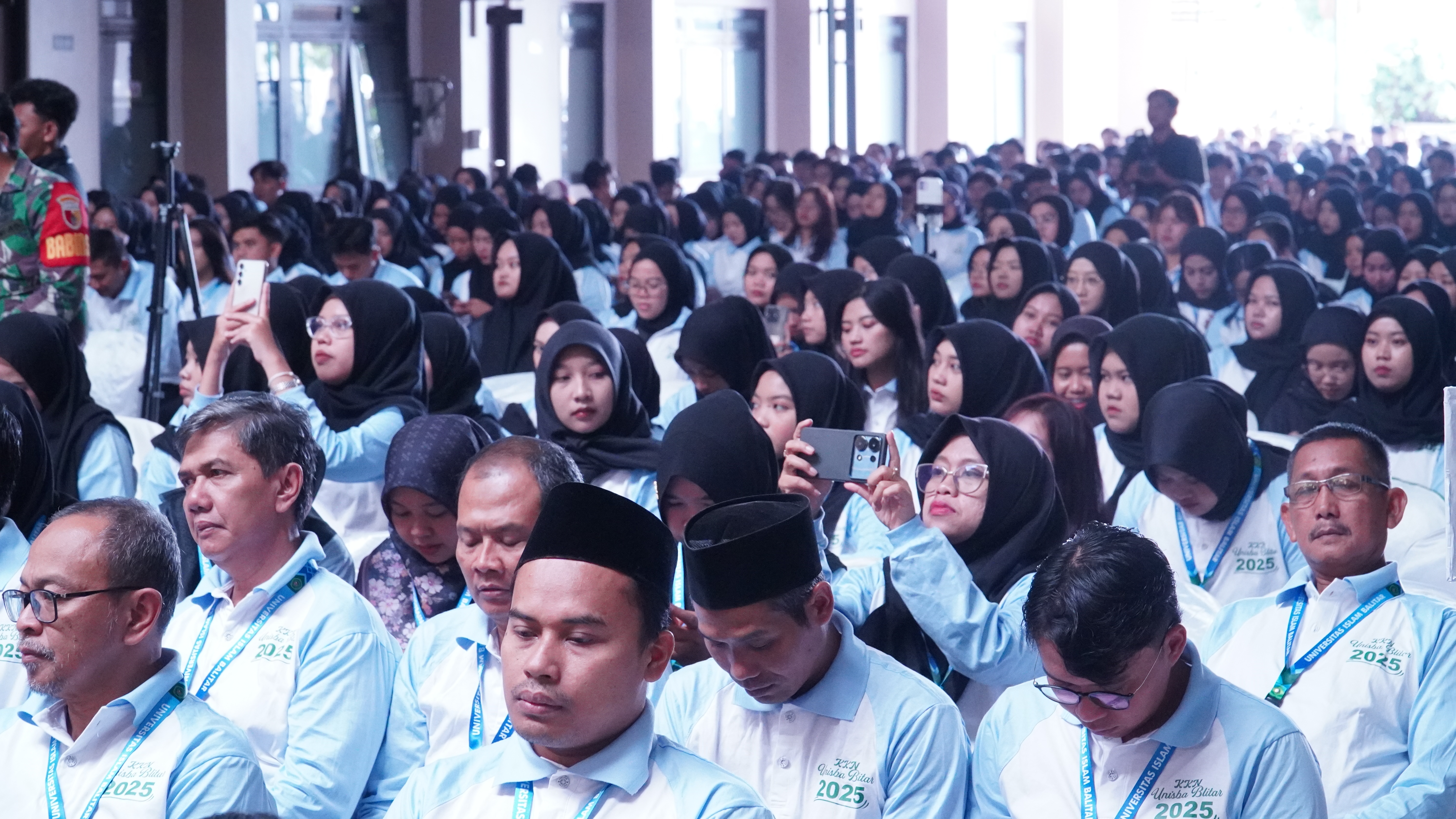 Pembukaan PESERTA KKN UNISBA Tahun 2025 di Aula Kampus Unisba