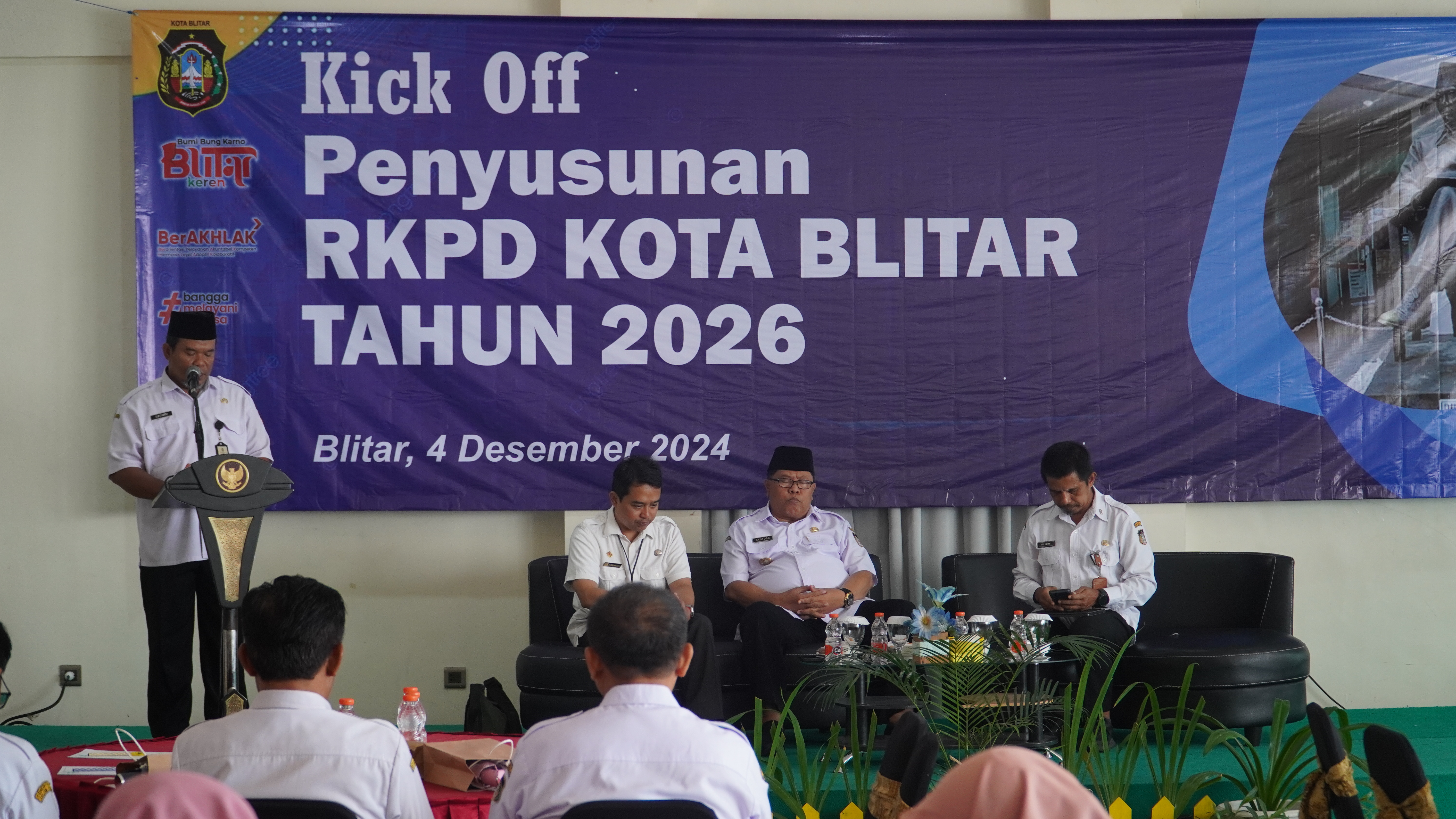 4 Desember 2024 -  Pembukaan Kick Off Penyusunan RKPD Kota Blitar Tahun 2026 di Ruang LELY Hotel PP