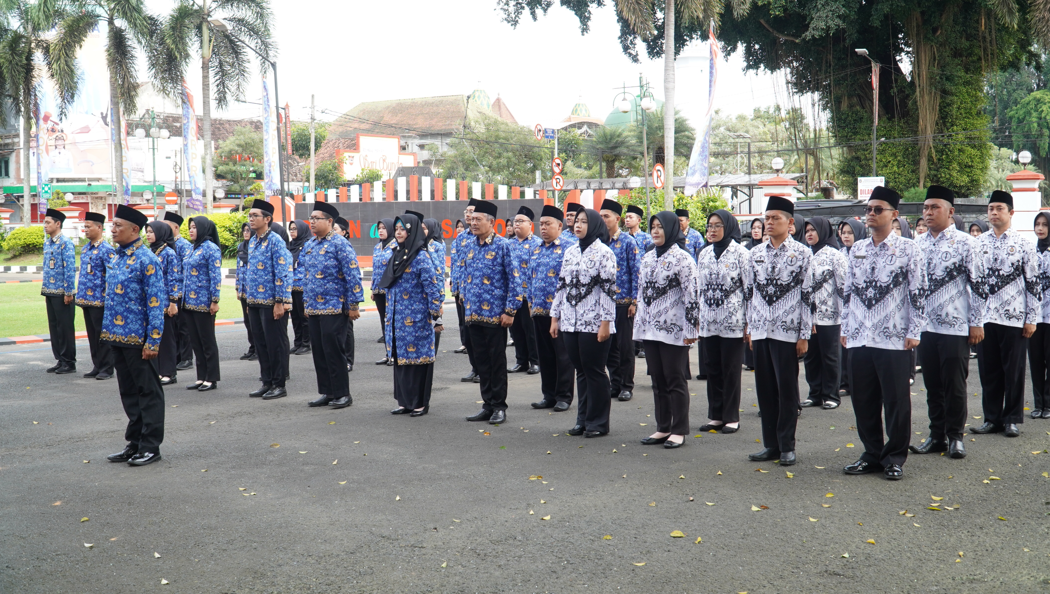26 November 2025- Pembukaan Lomba PBB &amp; Pengucapan Panca Prasetya KORPRI &amp; Ikrar Guru