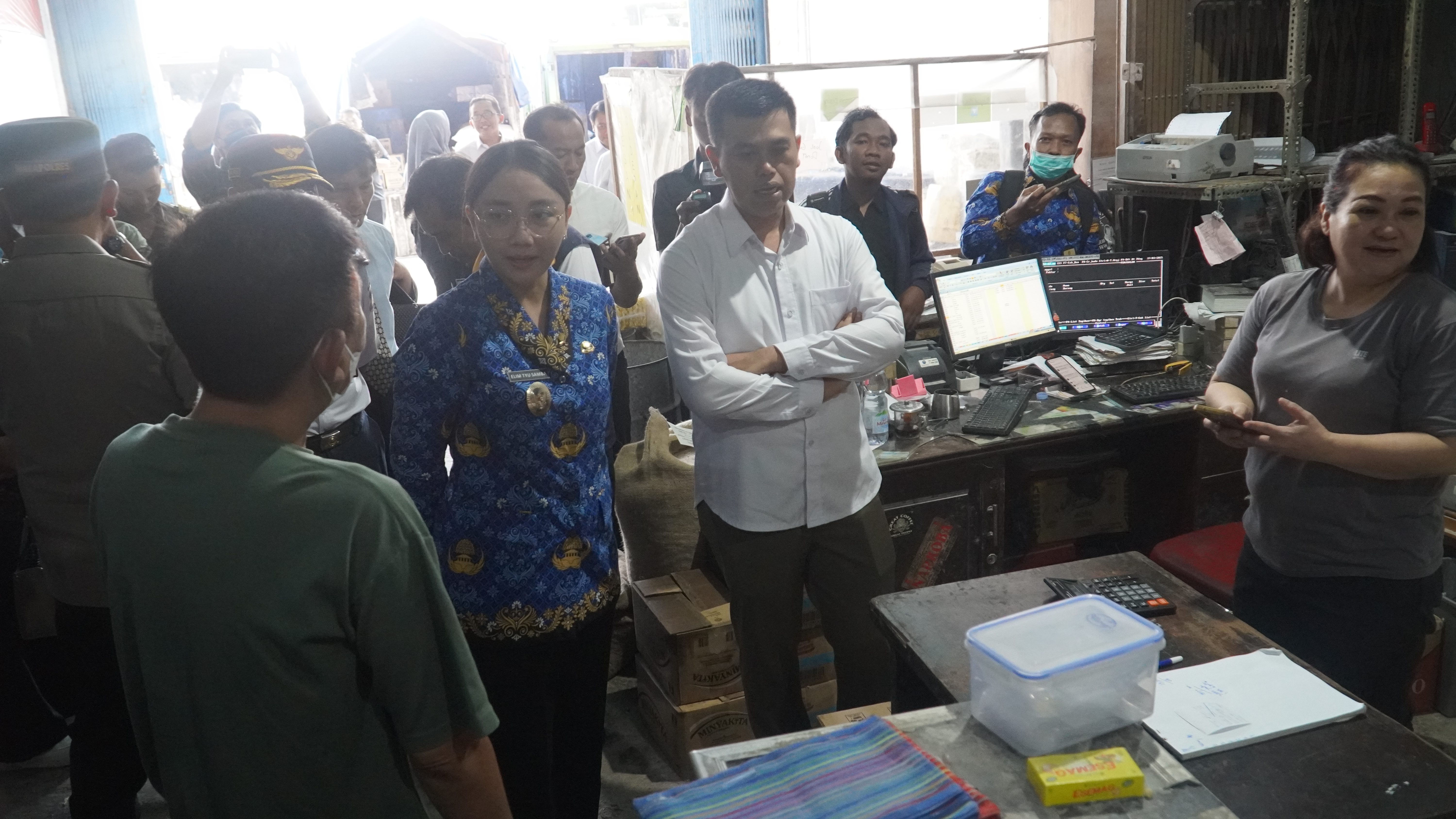 17 Maret 2025 - Operasi Pasar &amp; Pemantauan Harga di Toko Setia Kawan &amp; Pasar Legi