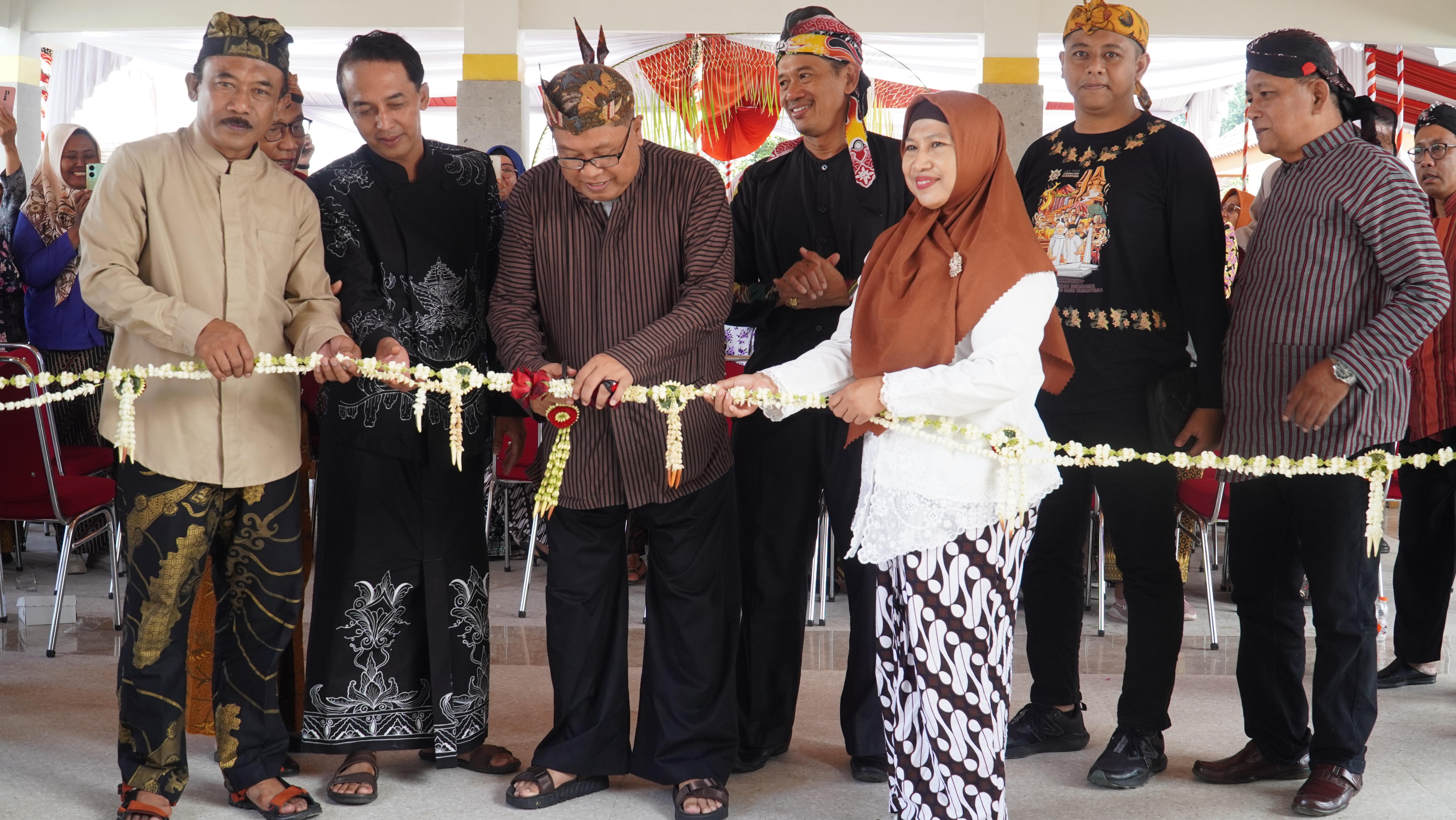 4 Januari 2025 - Peresmian KANTOR BARU KELURAHAN BLITAR di Jl. Rayung Wulan
