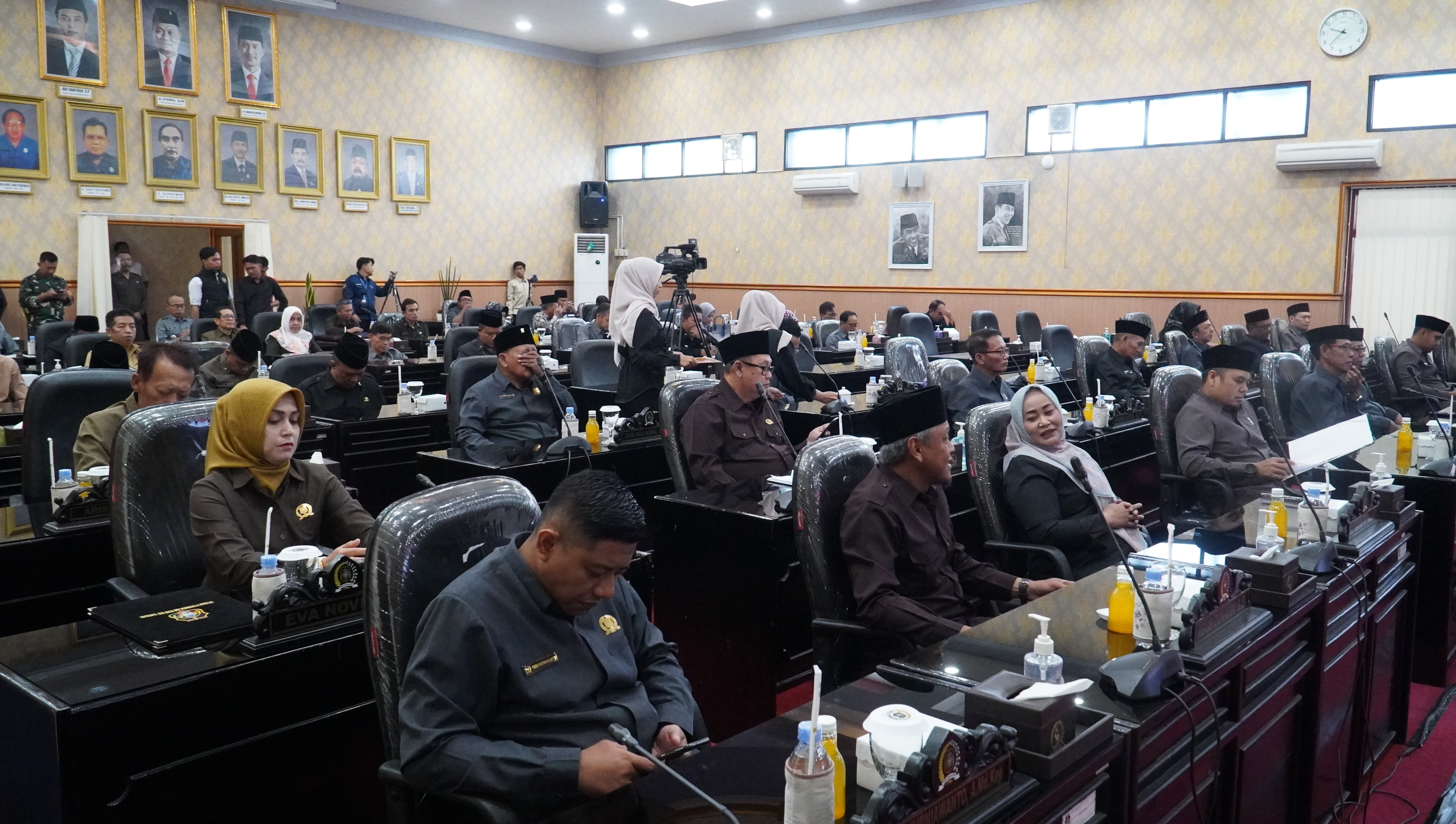 25 Agustus 2025- RAPAT PARIPURNA DPRD