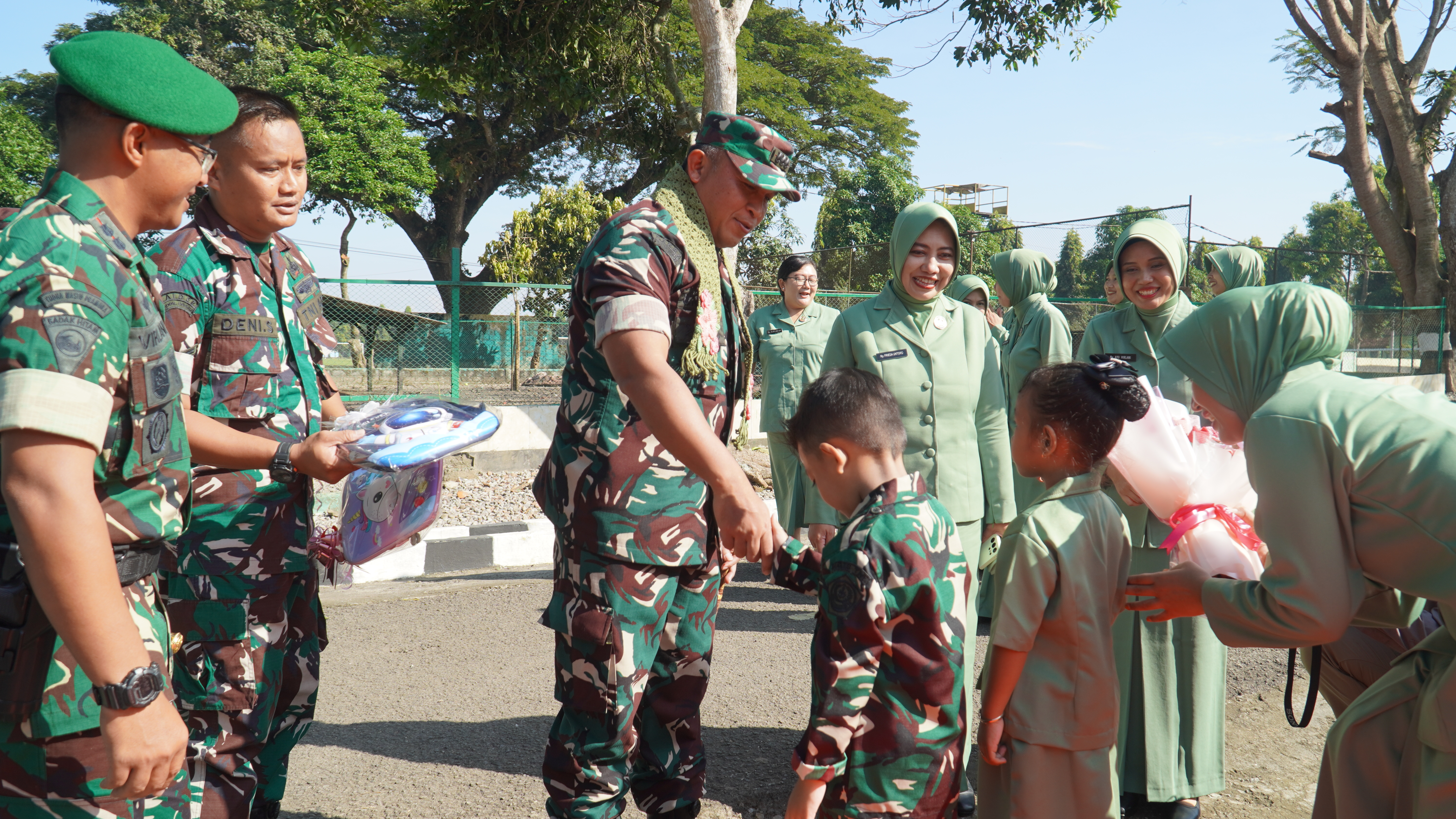 7 Mei 2025 - Kunker DANREM 081 DSJ ke Asrama Yonif 511 DY