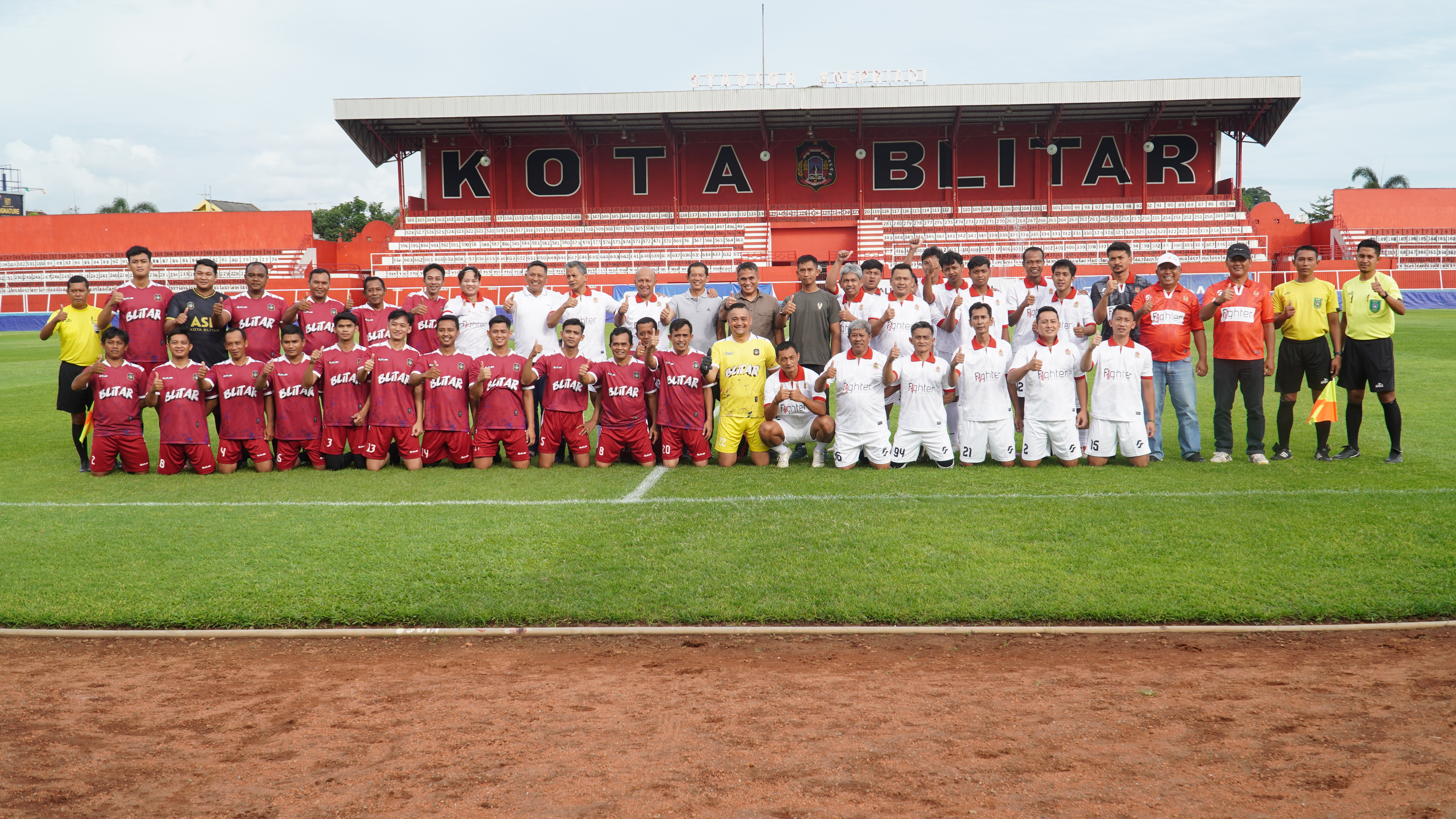 11 Januari 2025 - Friendly Match PEMKOT BLITAR Vs PEMKAB TRENGGALEK di Stadion Suprijadi