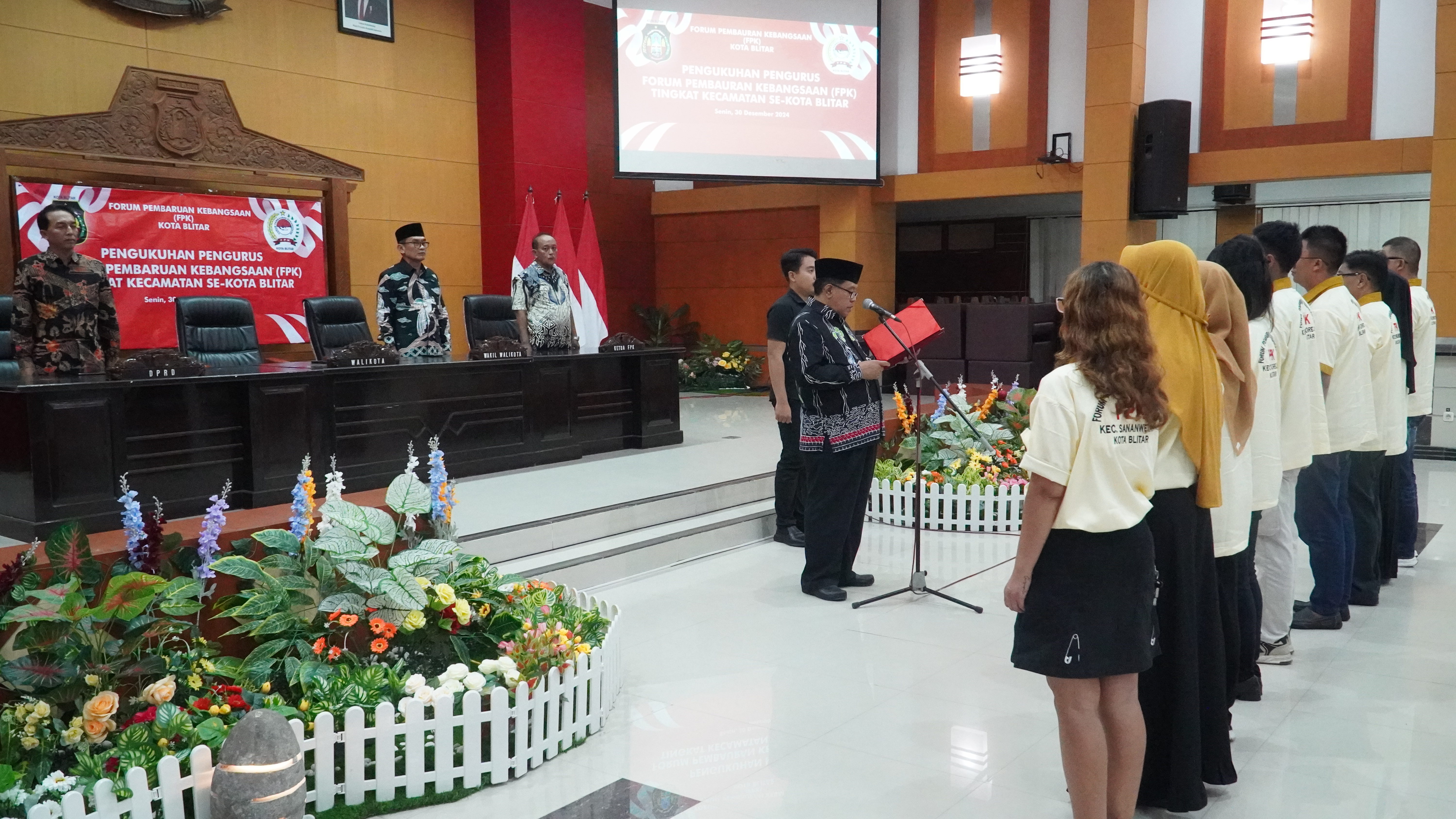 30 Desember 2024 - Pengukuhan Pengurus FPK Tingkat Kecamatan se-Kota Blitar Periode 2024 - 2027