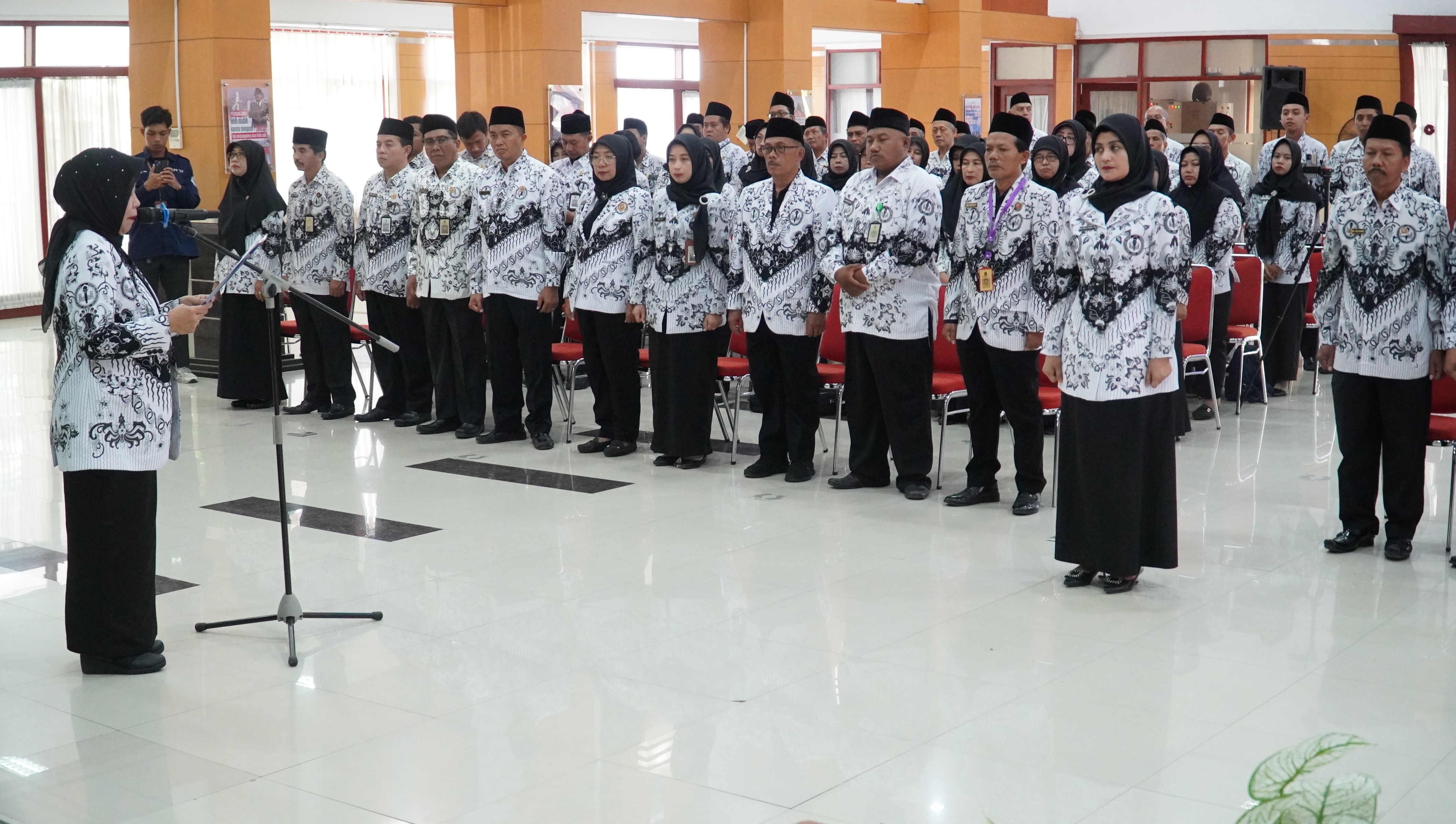 29 September 2025- Penganugerahan IBUNDA GURU KOTA BLITAR &amp; PENGUKUHAN PENGURUS PGRI KOTA BLITAR  Masa Bhakti XXIII Tahun 2025-2030