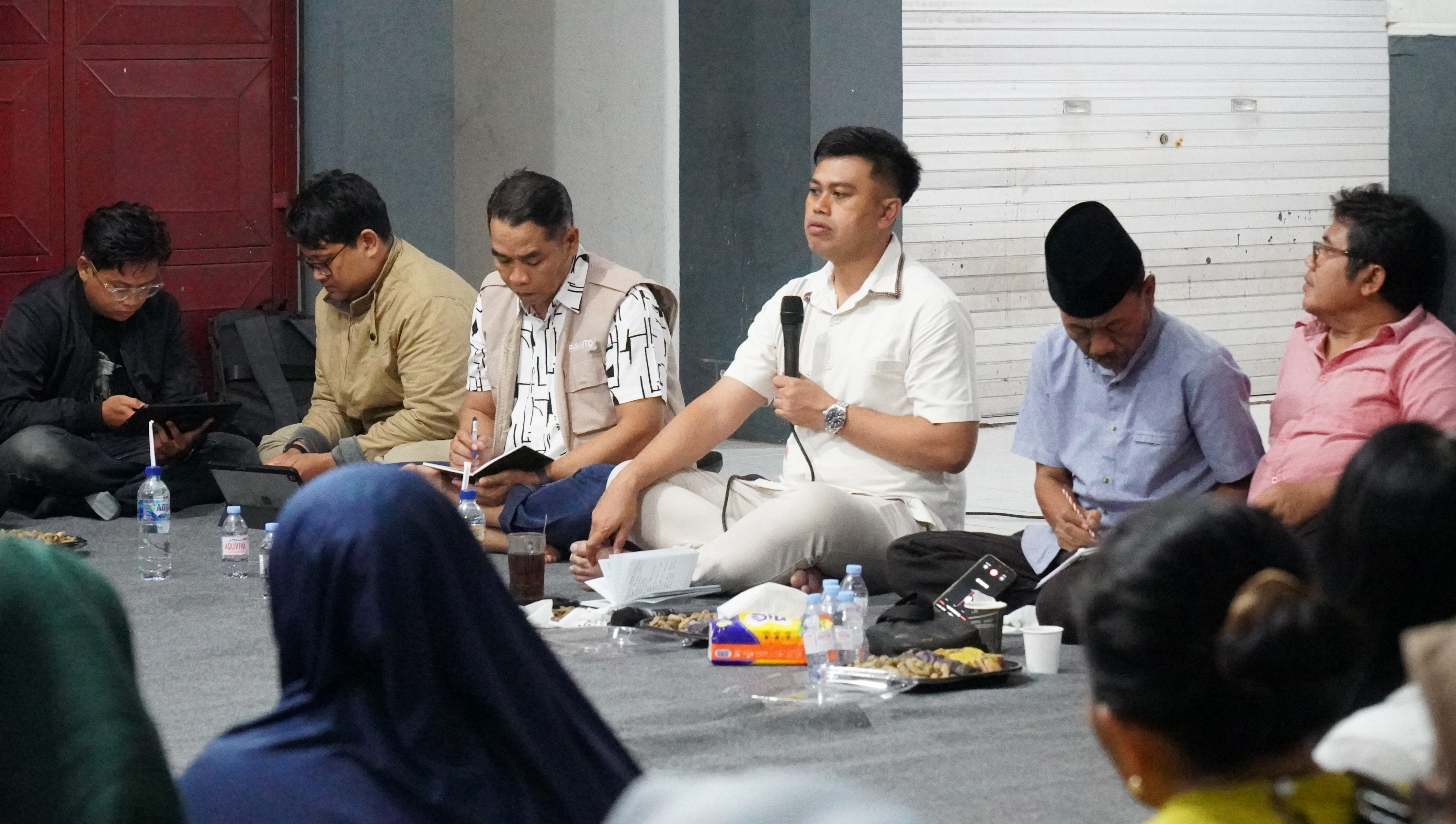26 Oktober 2026 Audensi dengan Pedagang Pasar Legi di Pasar Wage