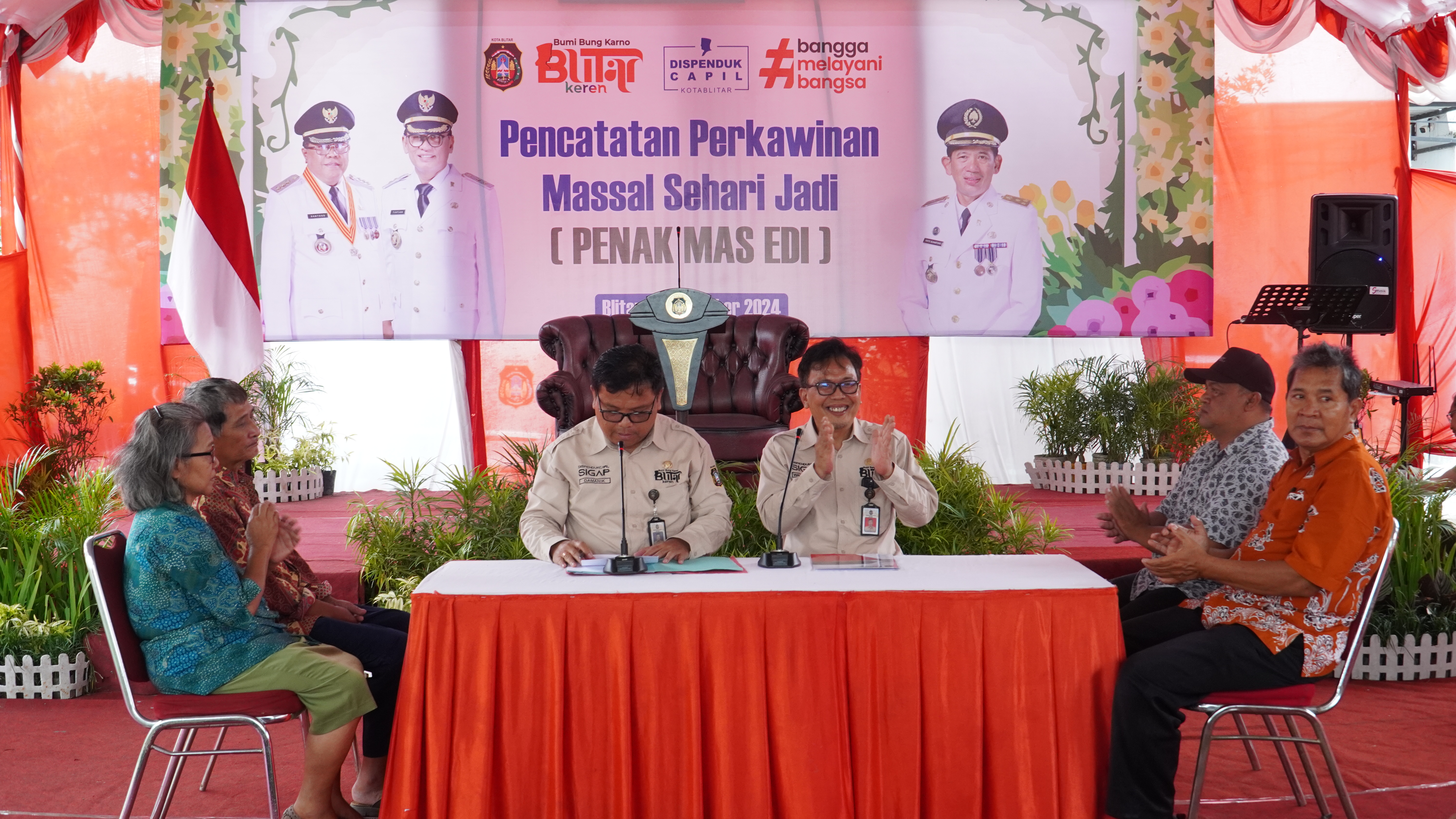 12 Desember 2024 - PENAK MAS EDI (Pelayanan Pencatatan Perkawinan Massal Sehari Jadi) 2024 di halaman DISPENDUKCAPIL