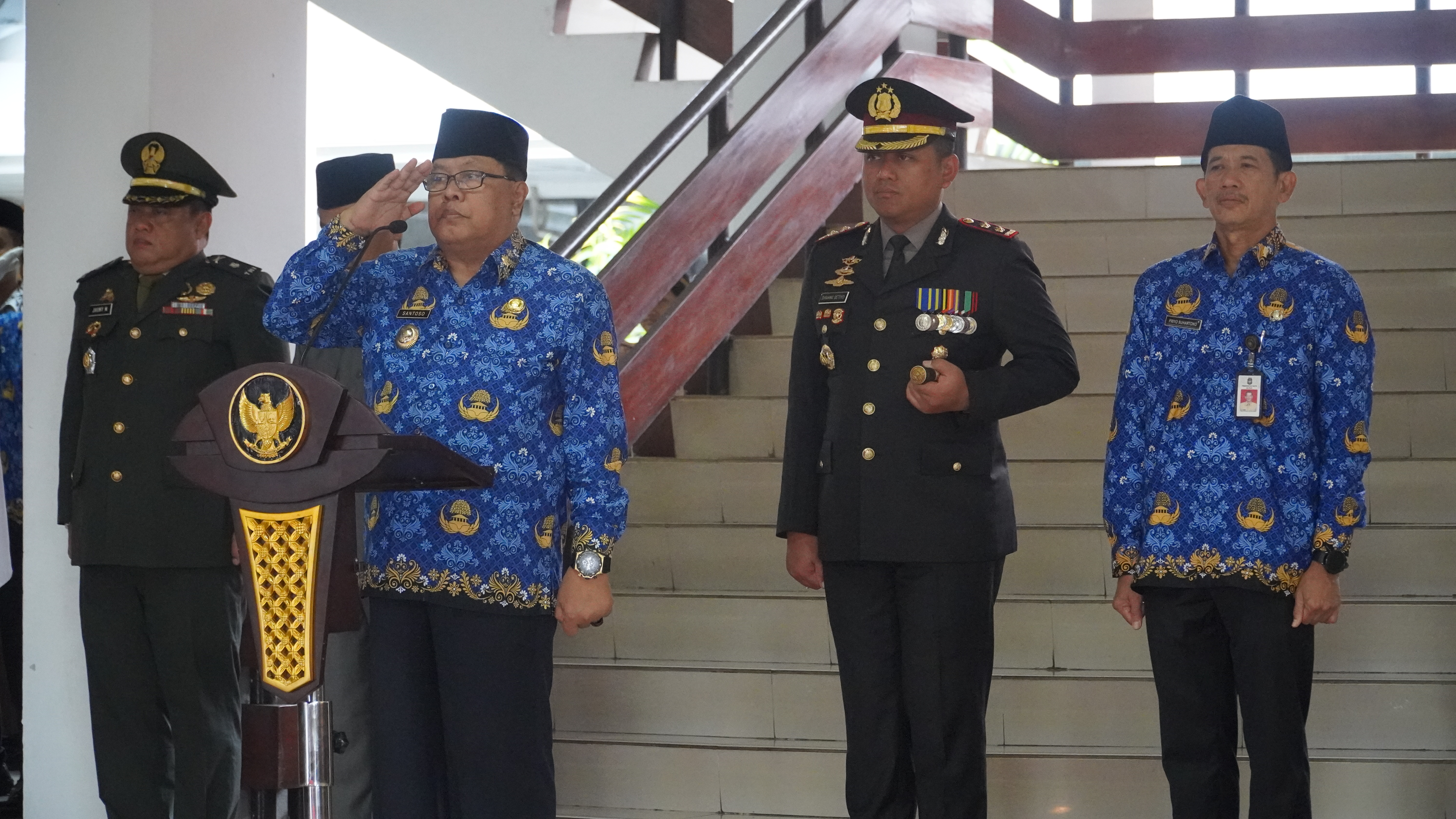 29 November 2024 - Upacara Peringatan HUT KORPRI ke-53 &amp; HUT ke-79 PGRI Tahun 2024 di Halaman Kantor Walikota Blitar