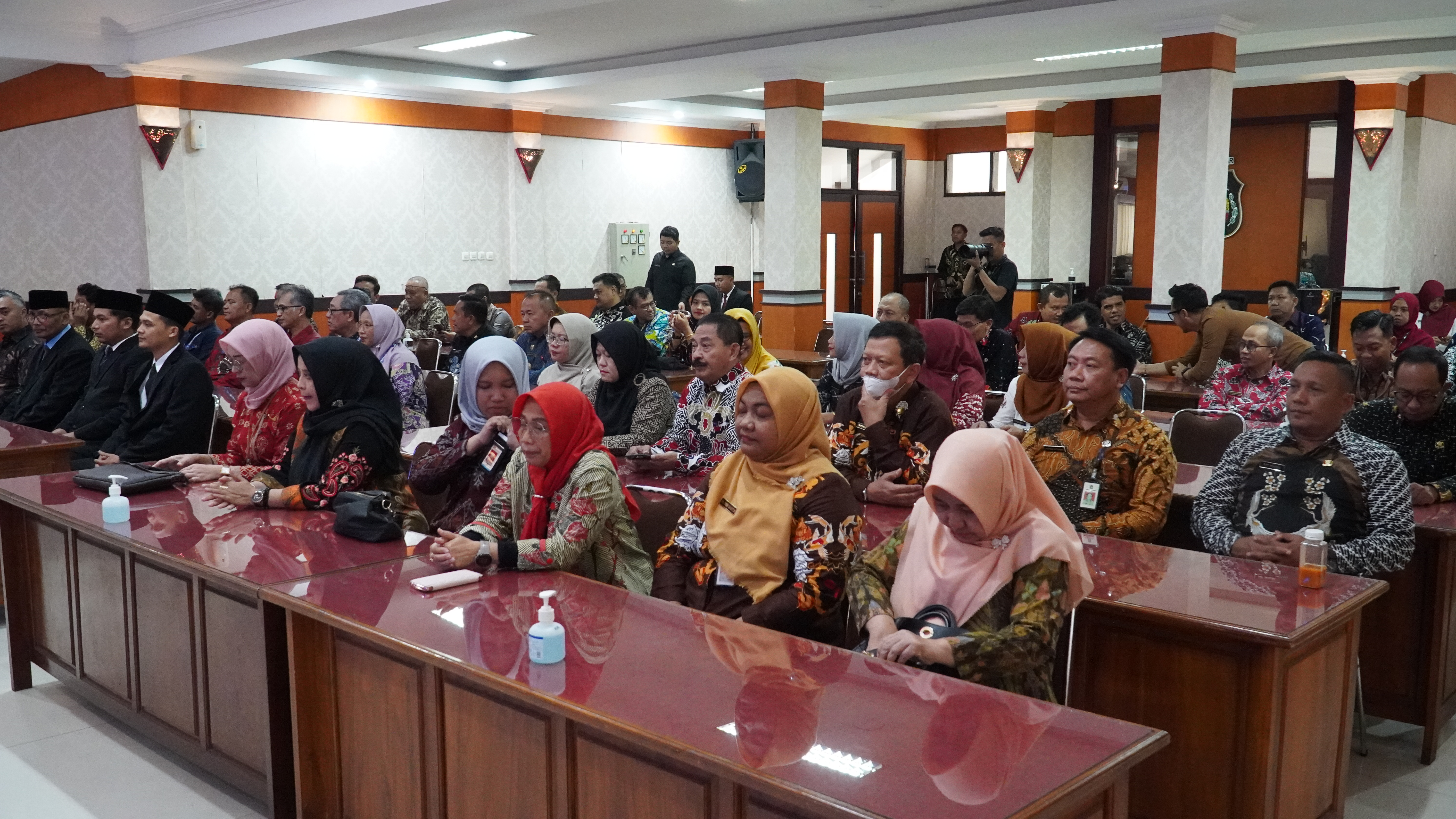 31 Januari 2025 - Pelantikan Direktur PERUMDA TIRTA PATRIA &amp; Direktur Utama serta Anggota Direksi Perumda BPR Kota Blitar Tahun 2025