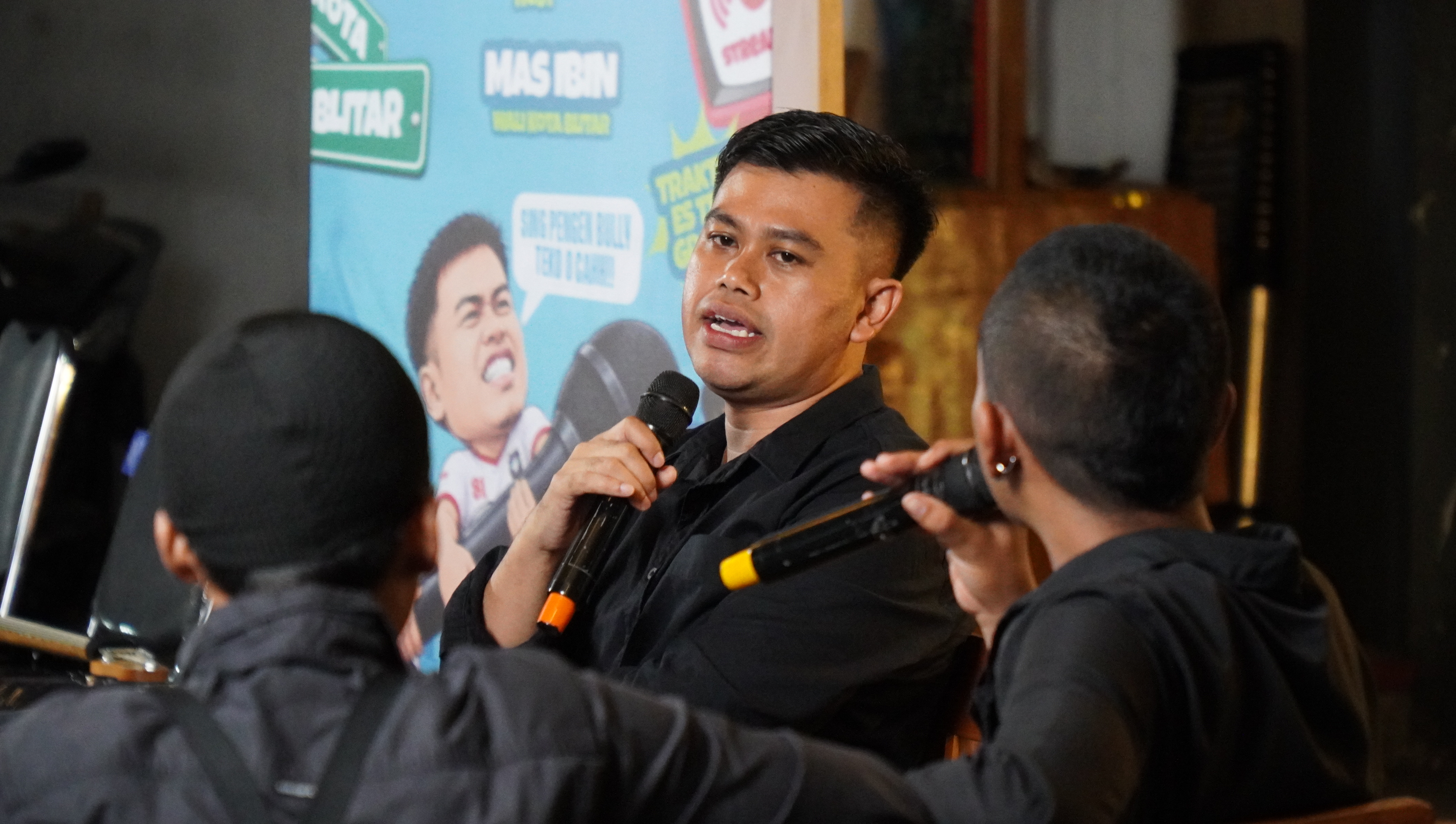 Podcast Awur2an Bareng  MAS IBIN di Angkringan Jogja Pasar Wage