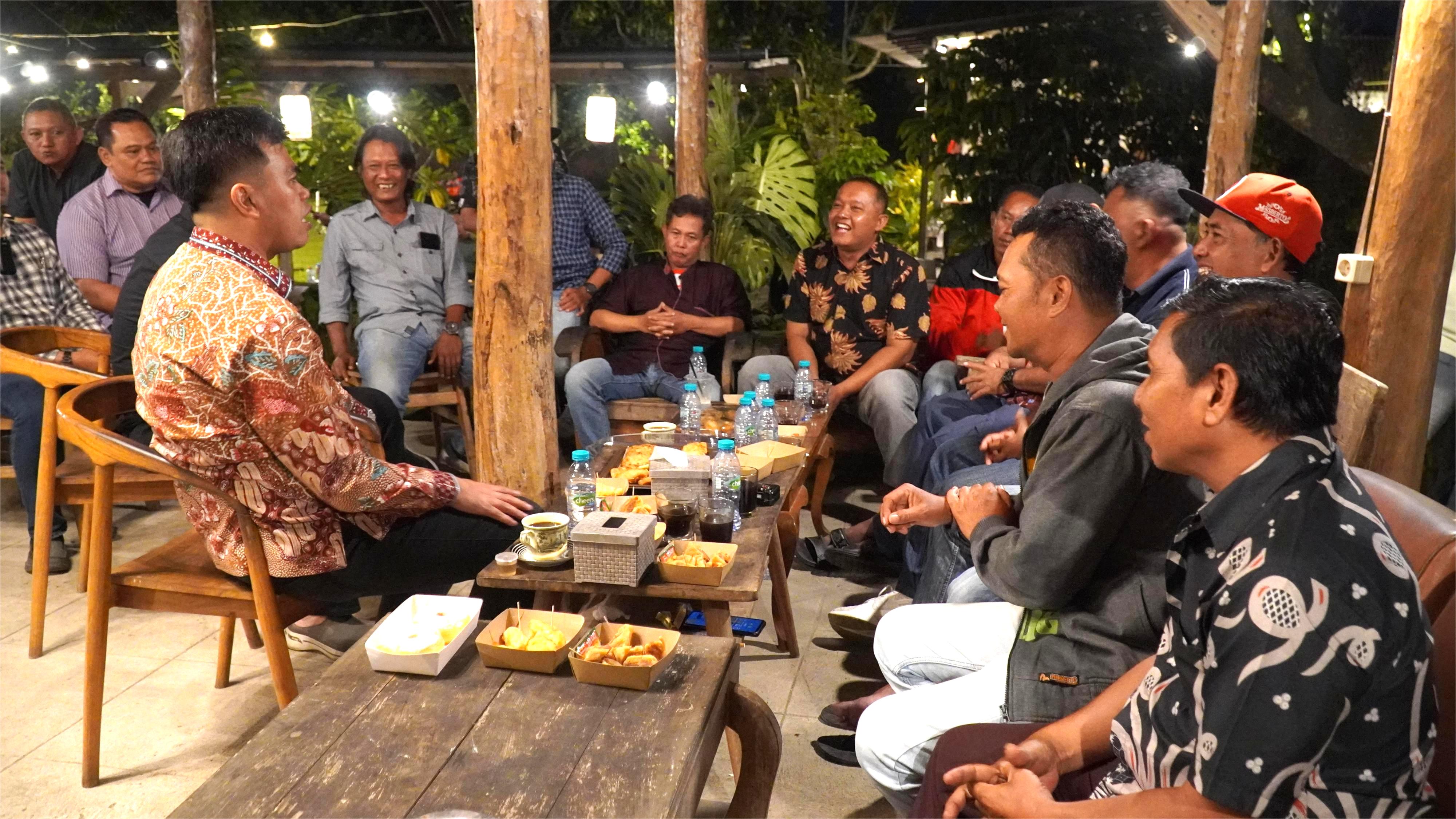 16 Desember 2025- Ngopi bareng perwakilan Juru Parkir Kota Blitar di Ahwaya Cafe