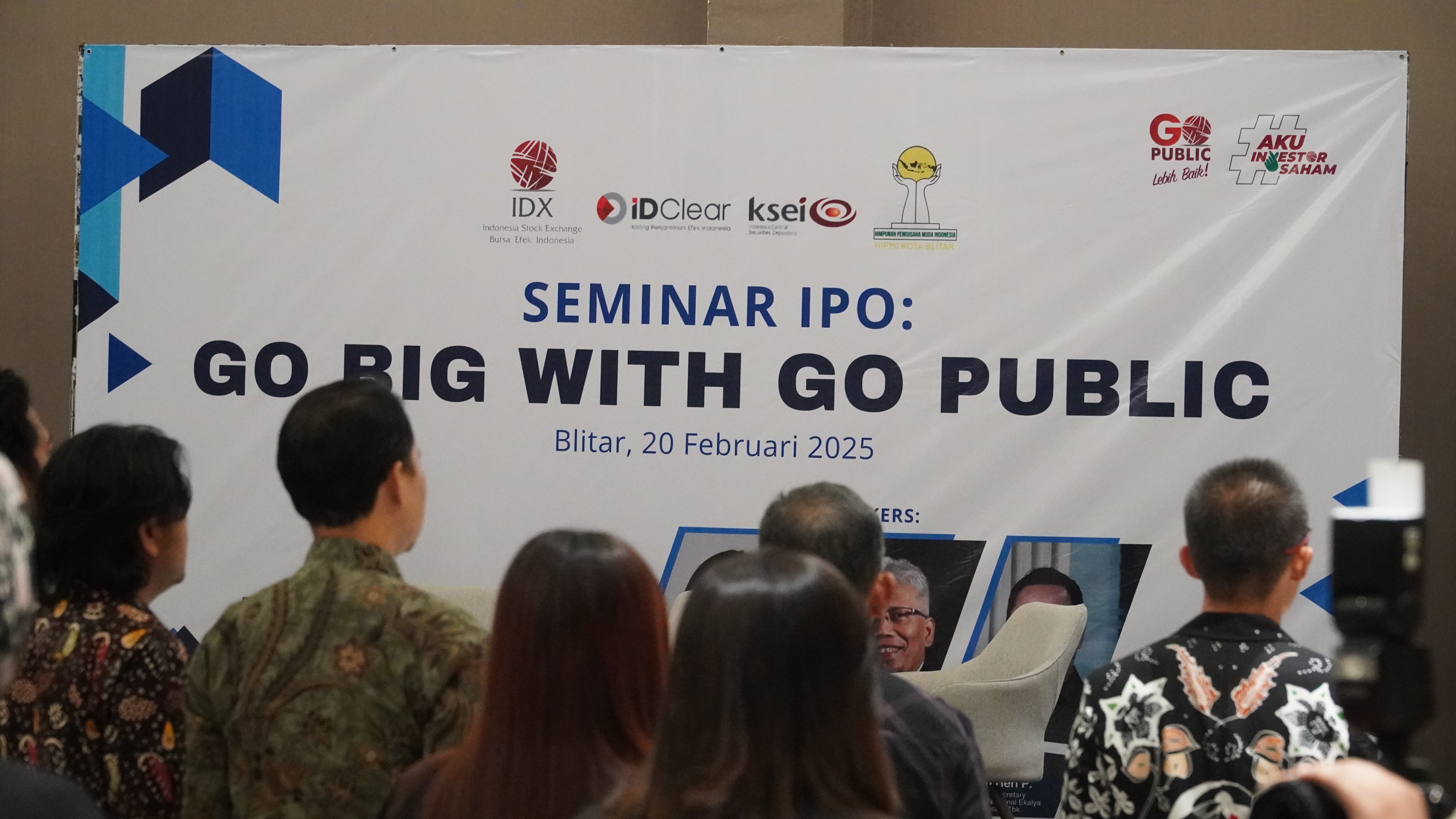20 Februari 2025 - Seminar IPO  ''GO BIG WITH GO PUBLIK''di Ballroom Hotel SANTIKA