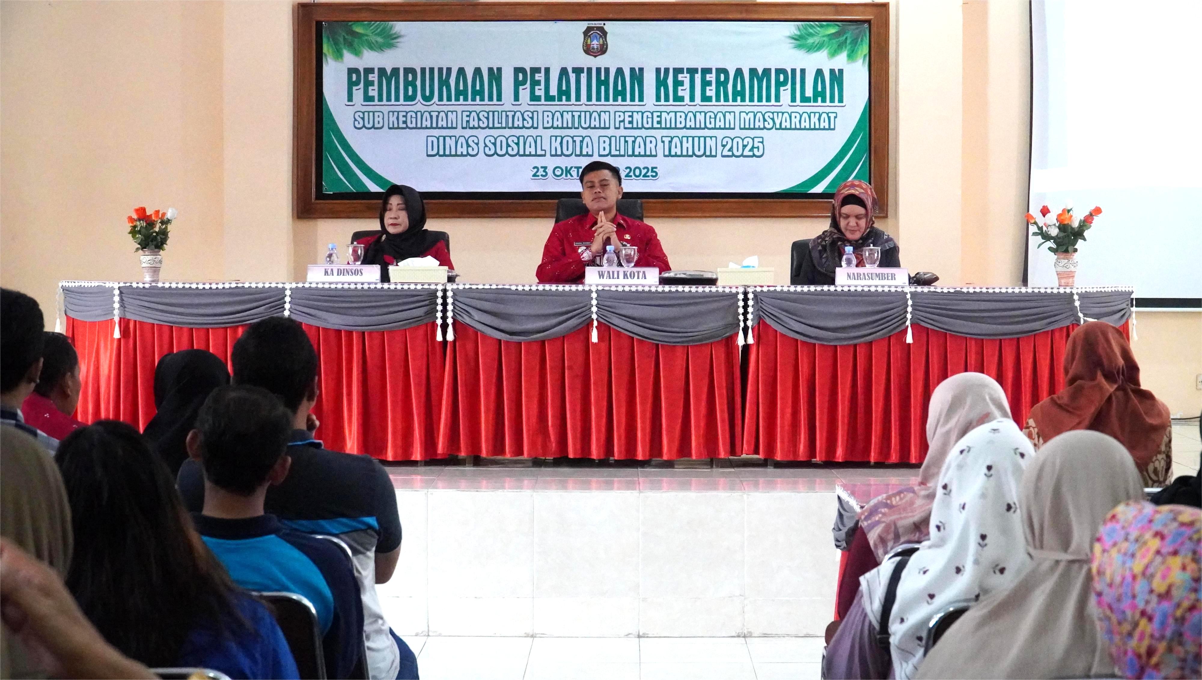 23 Oktober 2025- Pembukaan Pelatihan Ketrampilan (Buat jajan, menjait kaos konveksi,Buat Produk Rumah Tangga)
