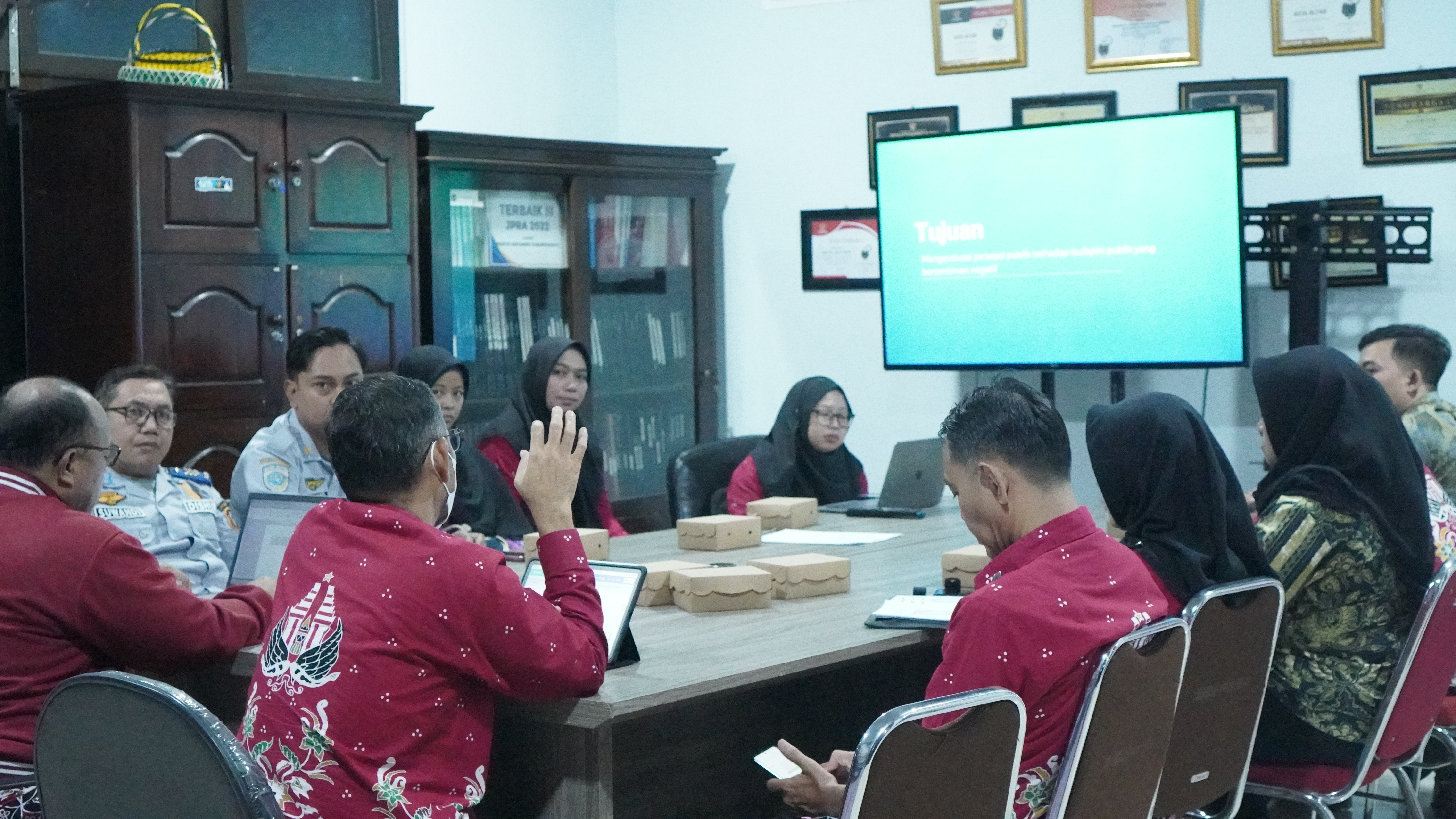 12 Juni 2025 - Rapat Monitoring Opini dan Strategi Komunikasi Publik Tb II