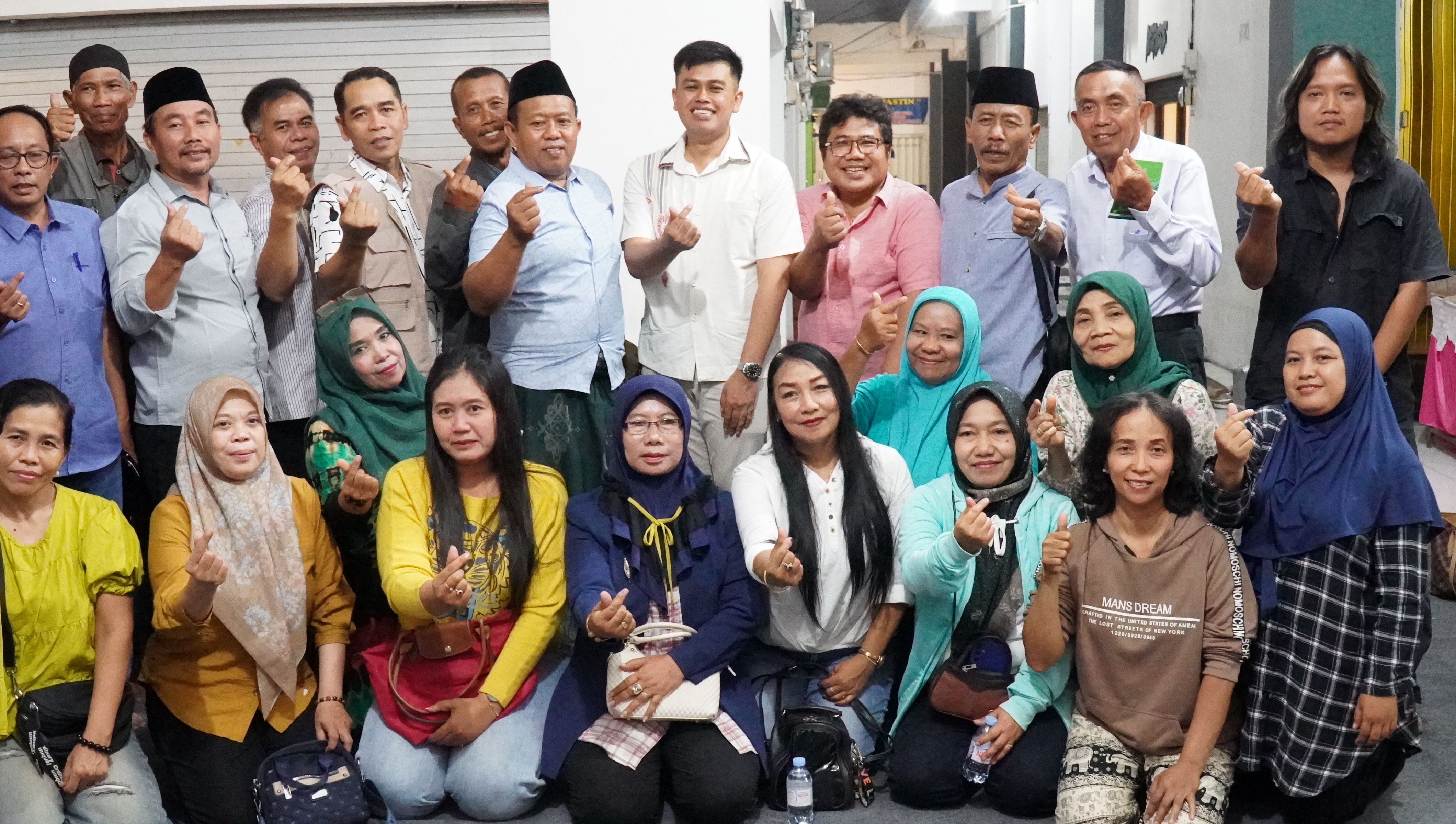 Audensi dengan Pedagang Pasar Legi di Pasar Wage