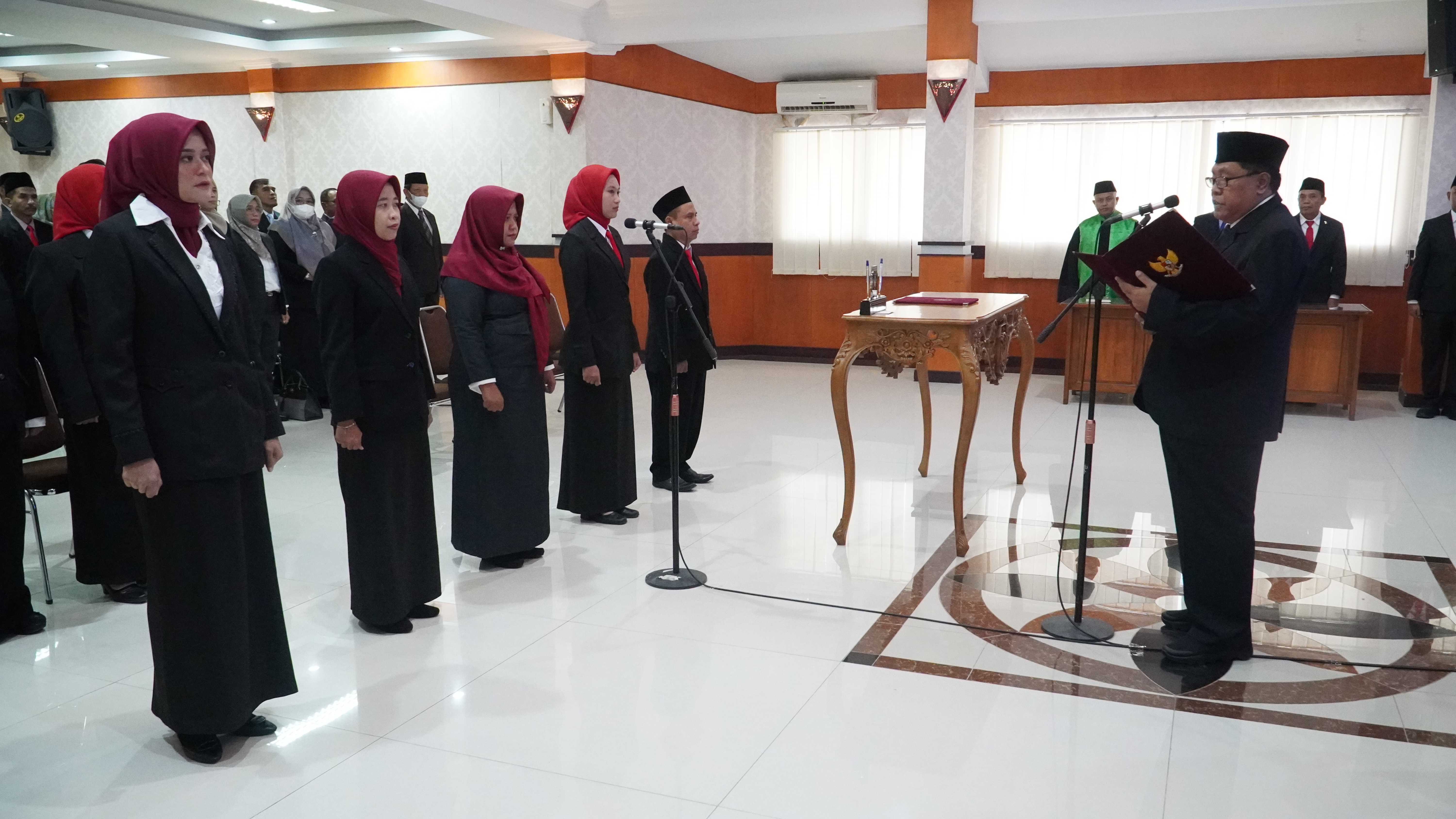 30 Desember 2024 - Pelantikan Pejabat Fungsional &amp;amp; Pengukuhan Ka. UPT Satuan Pendidikan di Lingkungan Pemkot Blitar