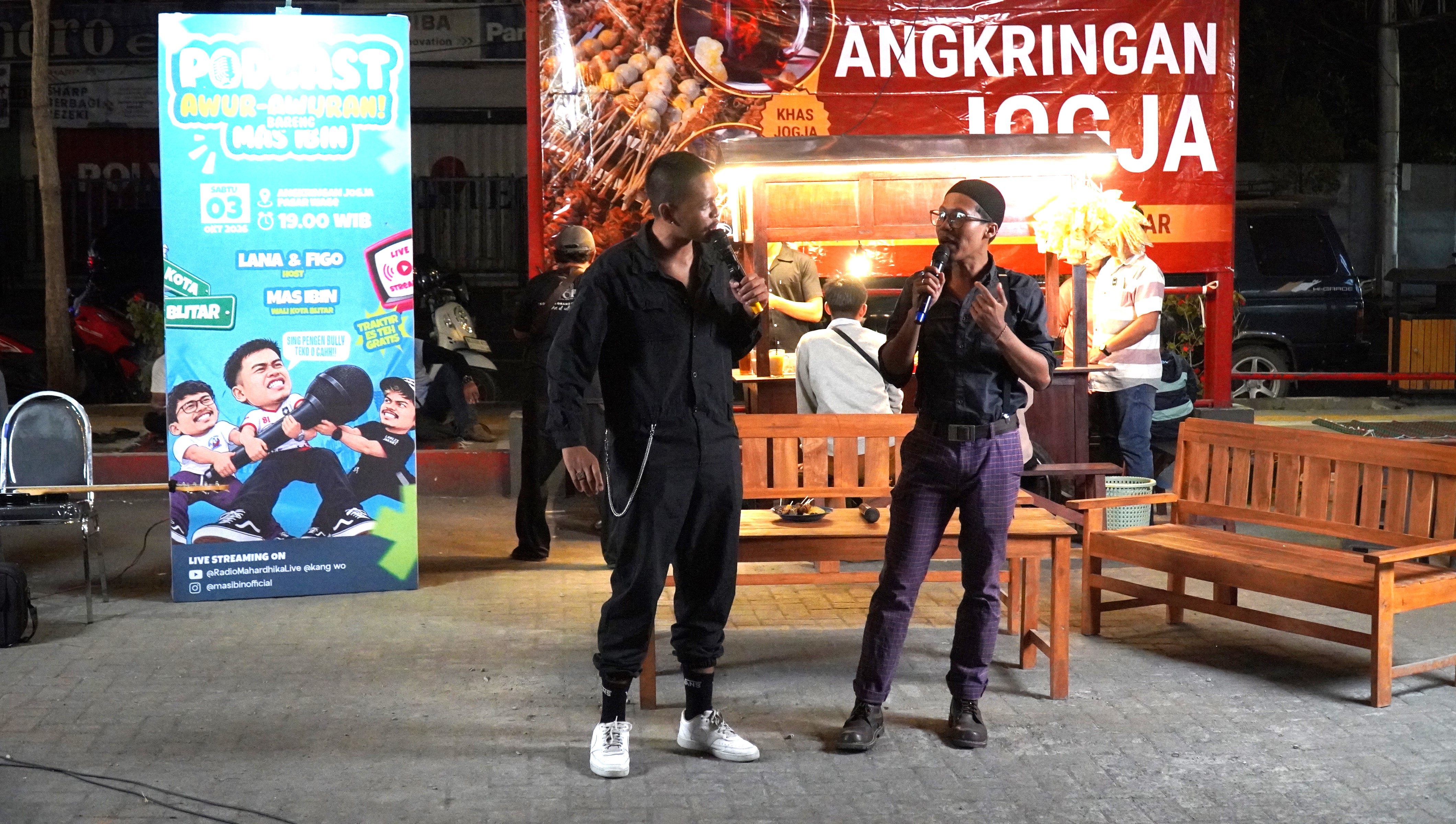 Podcast Awur2an Bareng MAS IBIN di Angkringan Jogja Pasar Wage