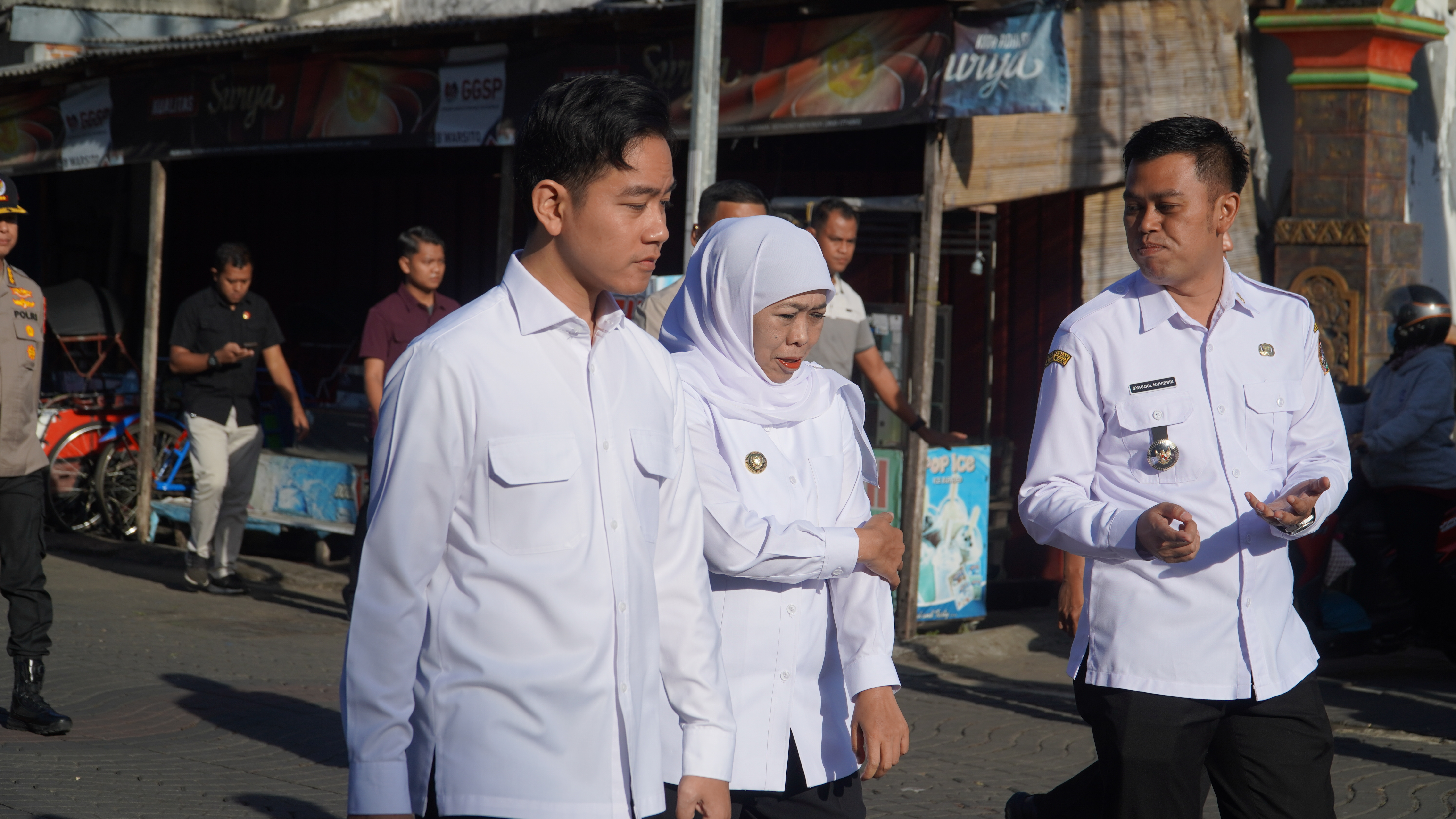 18 Juni 2025 - Sarapan Pagi bersama Wakil Presiden RI di Pecel Mbok Bari 6