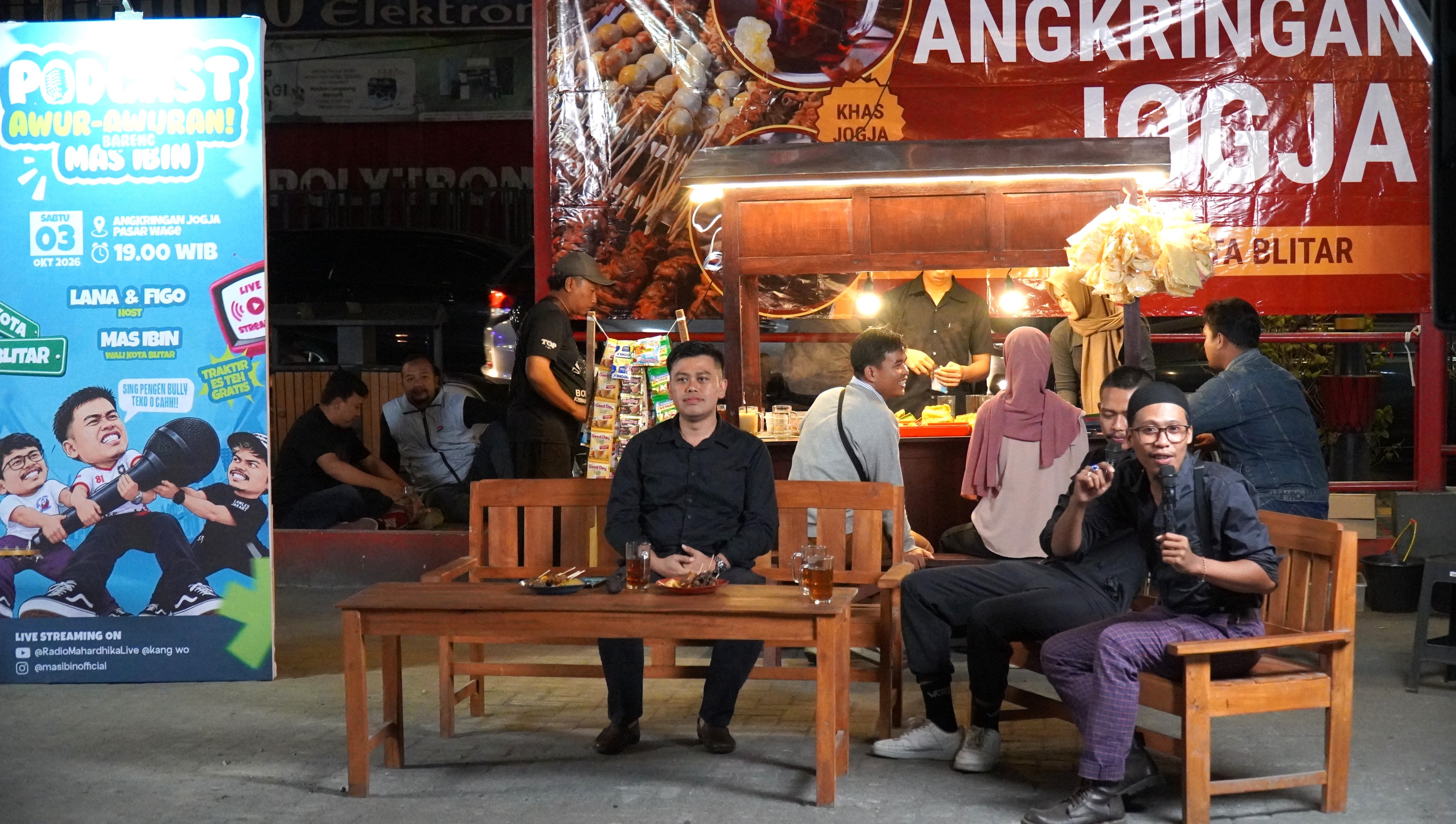 Podcast Awur2an Bareng MAS IBIN di Angkringan Jogja Pasar Wage