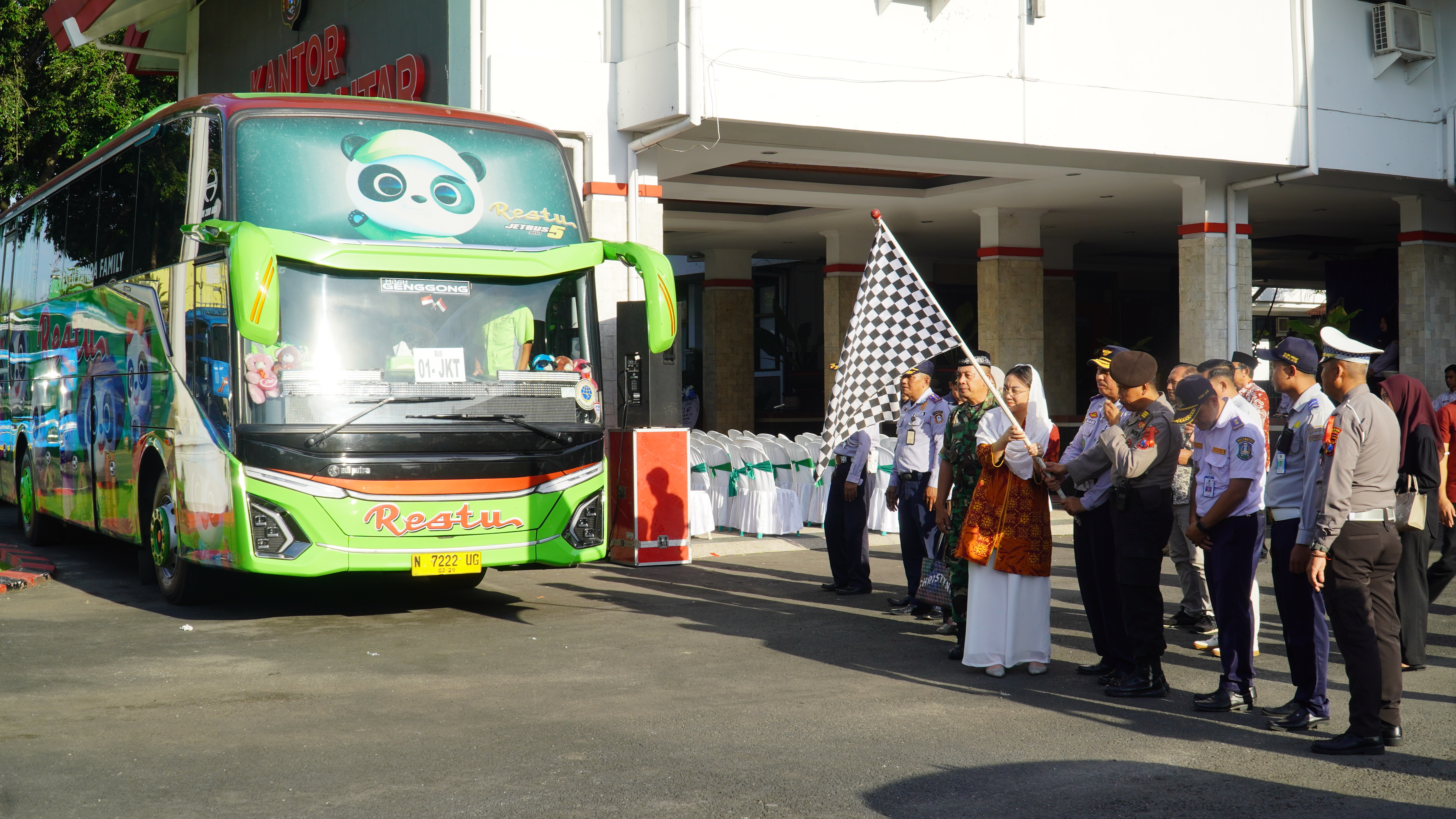 6 Maret 2025 - Pemberangkatan  BALIK MUDIK SAE di Halaman Kantor Walikota Blitar