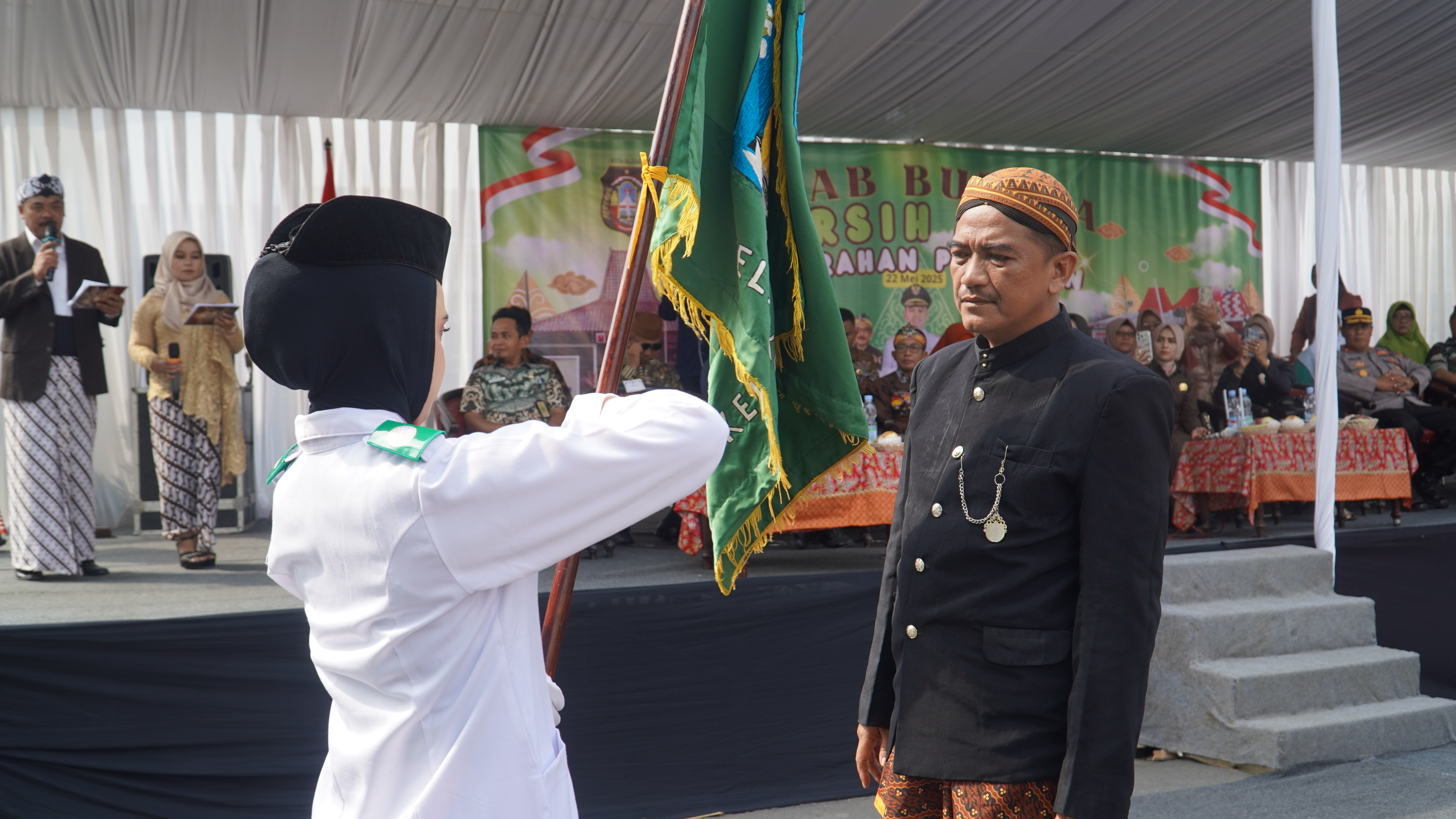 22 Mei 2025 - Kirab Budaya Bersih Desa Kelurahan Pakunden