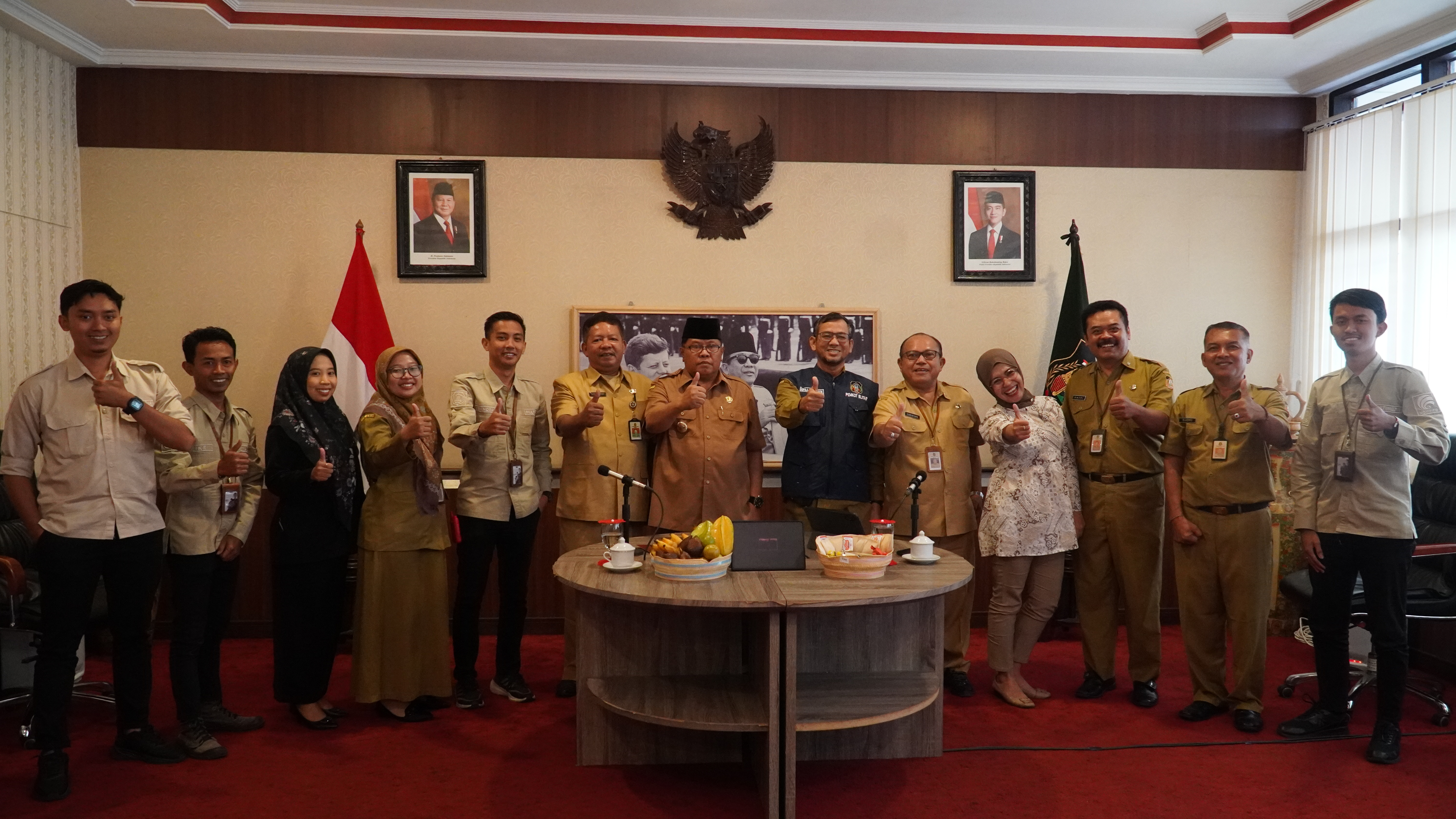 9 Desember 2024 - PODCAST Bersama Bapak Walikota Blitar dengan Tema &amp;#039;&amp;#039;Refleksi Empat Tahun Kepemimpinan Bapak Walikota Blitar