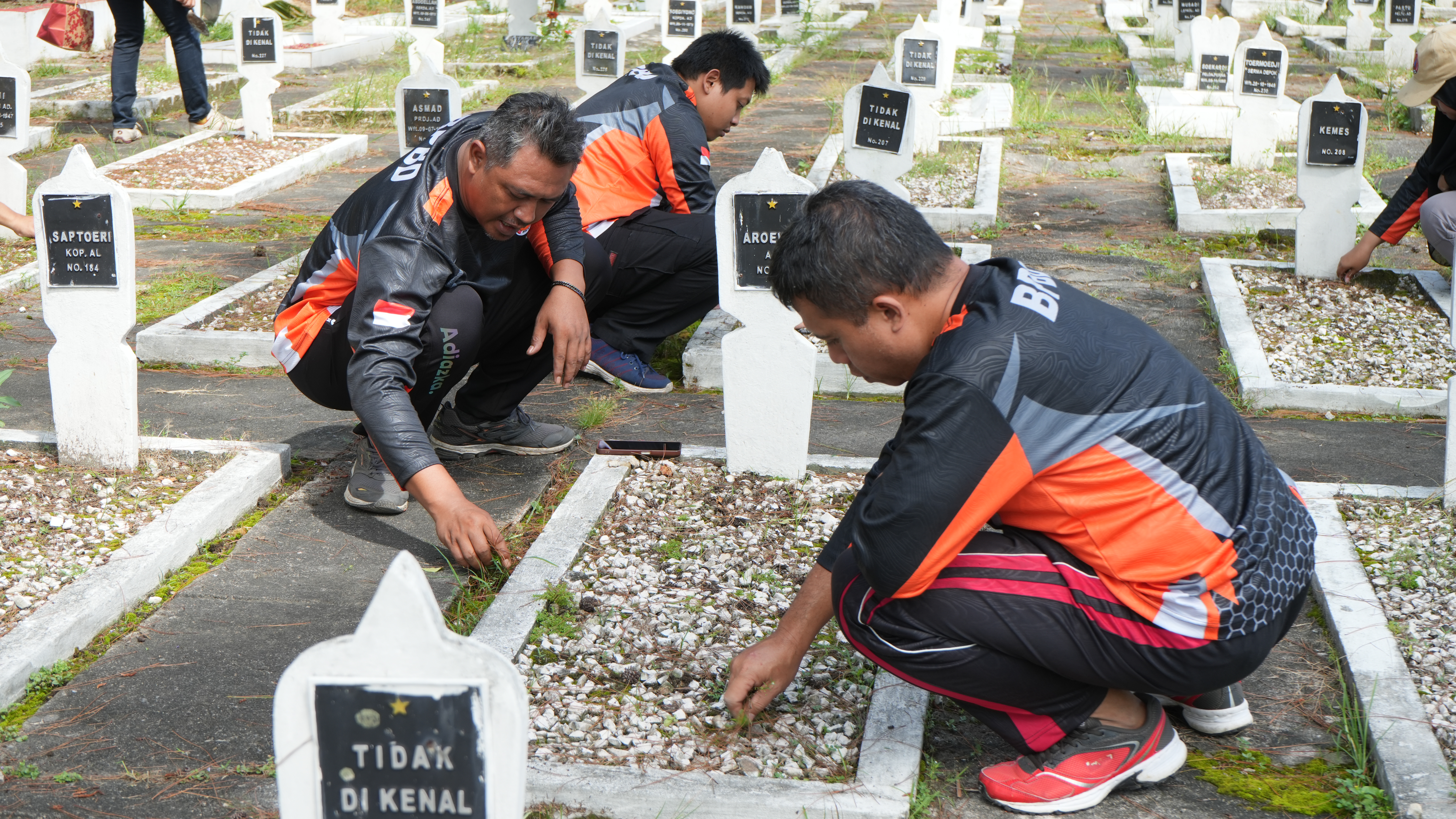 22 Desember 2025- Kerja Bakti Sosial dan Tabur Bunga