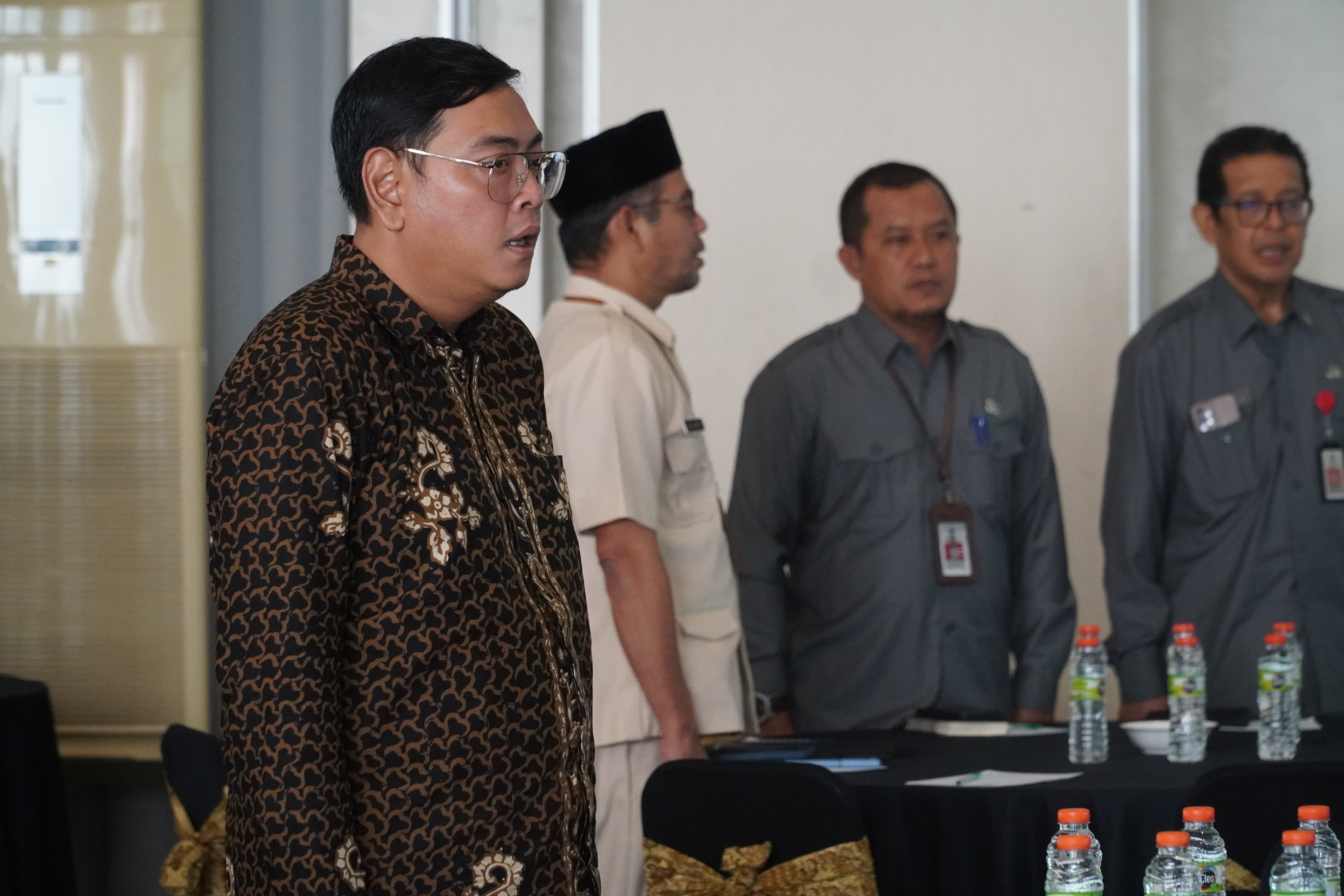 21 November 2024 - Rakor Kesiapan PILKADA SERENTAK Tahun 2024 di Ruang LELY Hotel PP