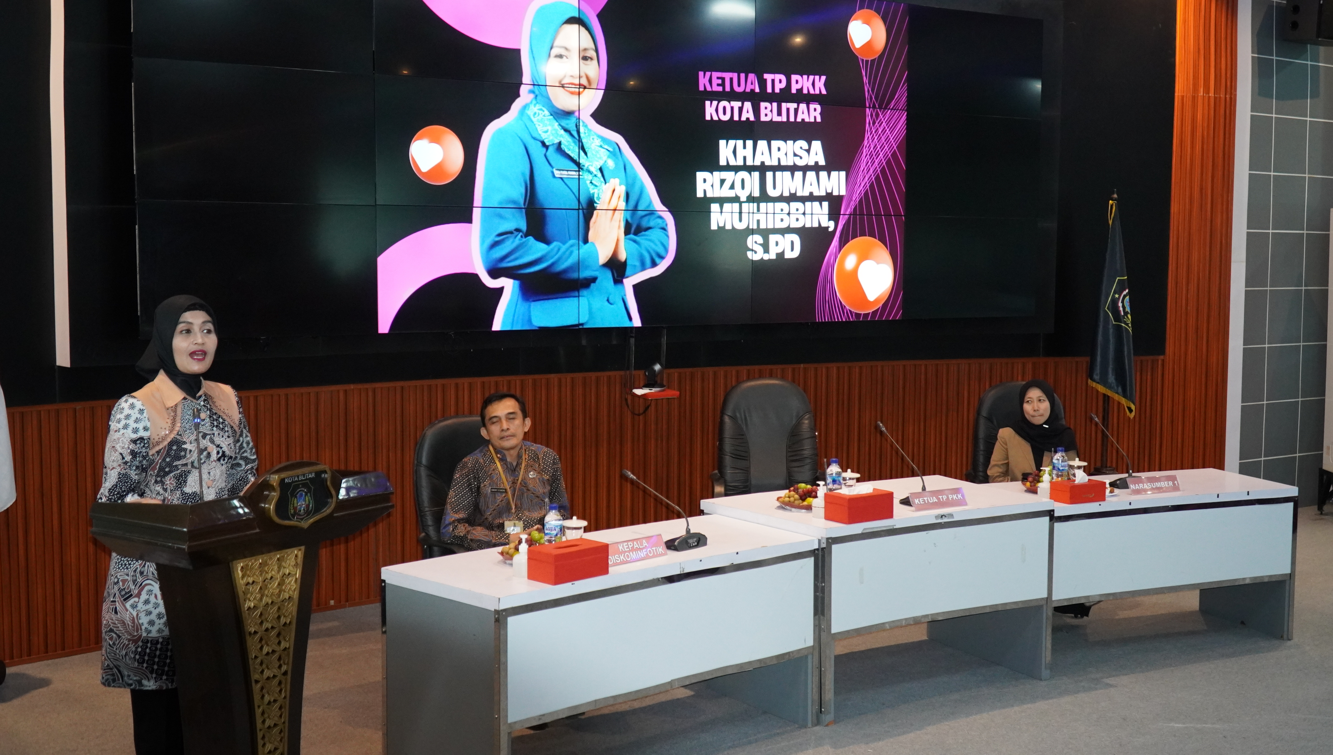 5 Desember 2025 - Sosialisasi Penguatan Literasi Digital bagi Perempuan Kota Blitar di Ruang ISC Diskominfotik