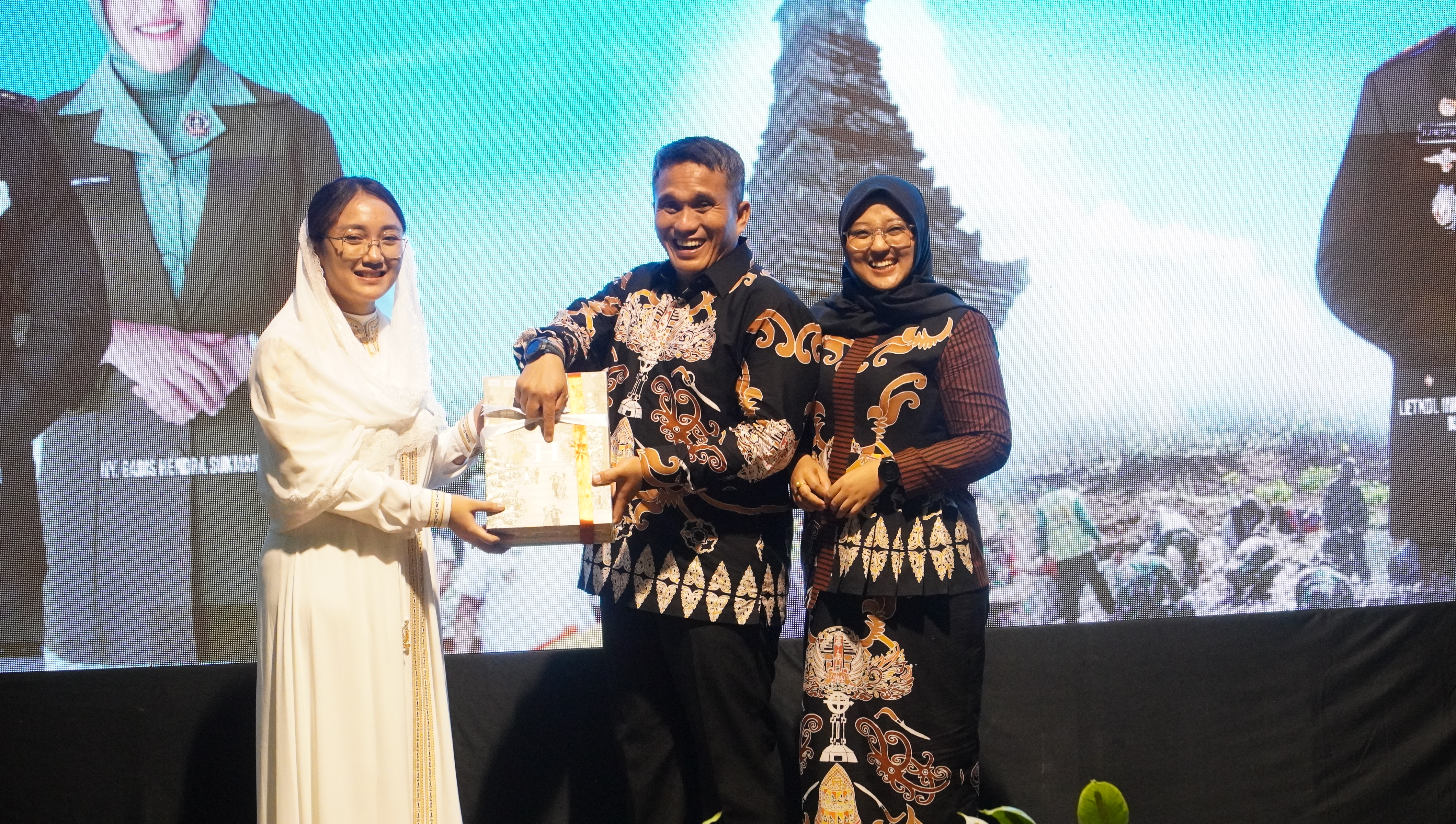 Pisah Sambut DANDIM 0808 BLITAR di Pendopo Kanigoro Kab Blitar