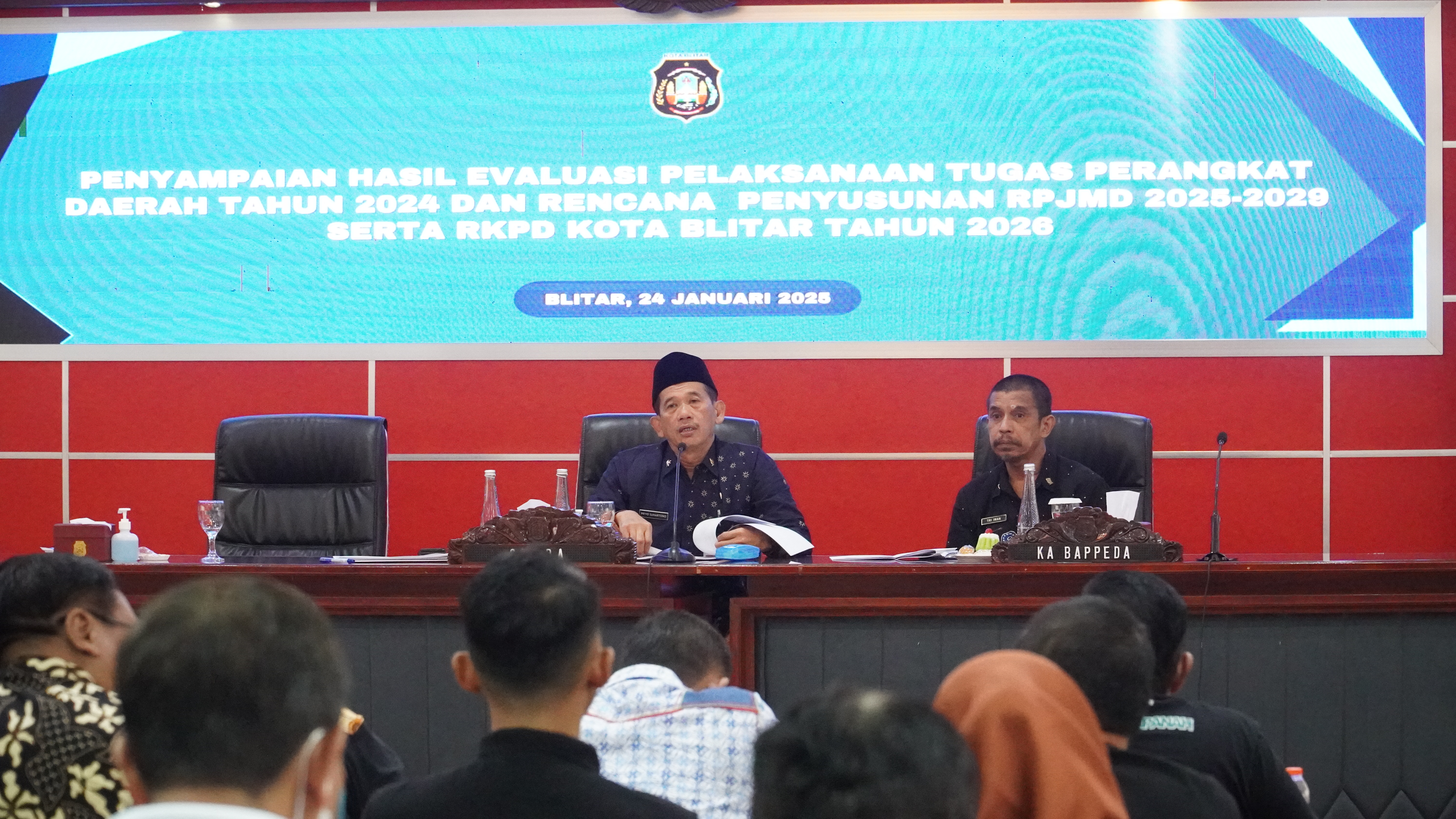 24 Januari 2025 - PENYAMPAIAN HASIL EVALUASI PELAKSANAAN TUGAS PERANGKAT DAERAH Th 2024,RENCANA PENYUSUNAN RPJMD 2025-2029, dan RKPD KOTA BLITAR 2026