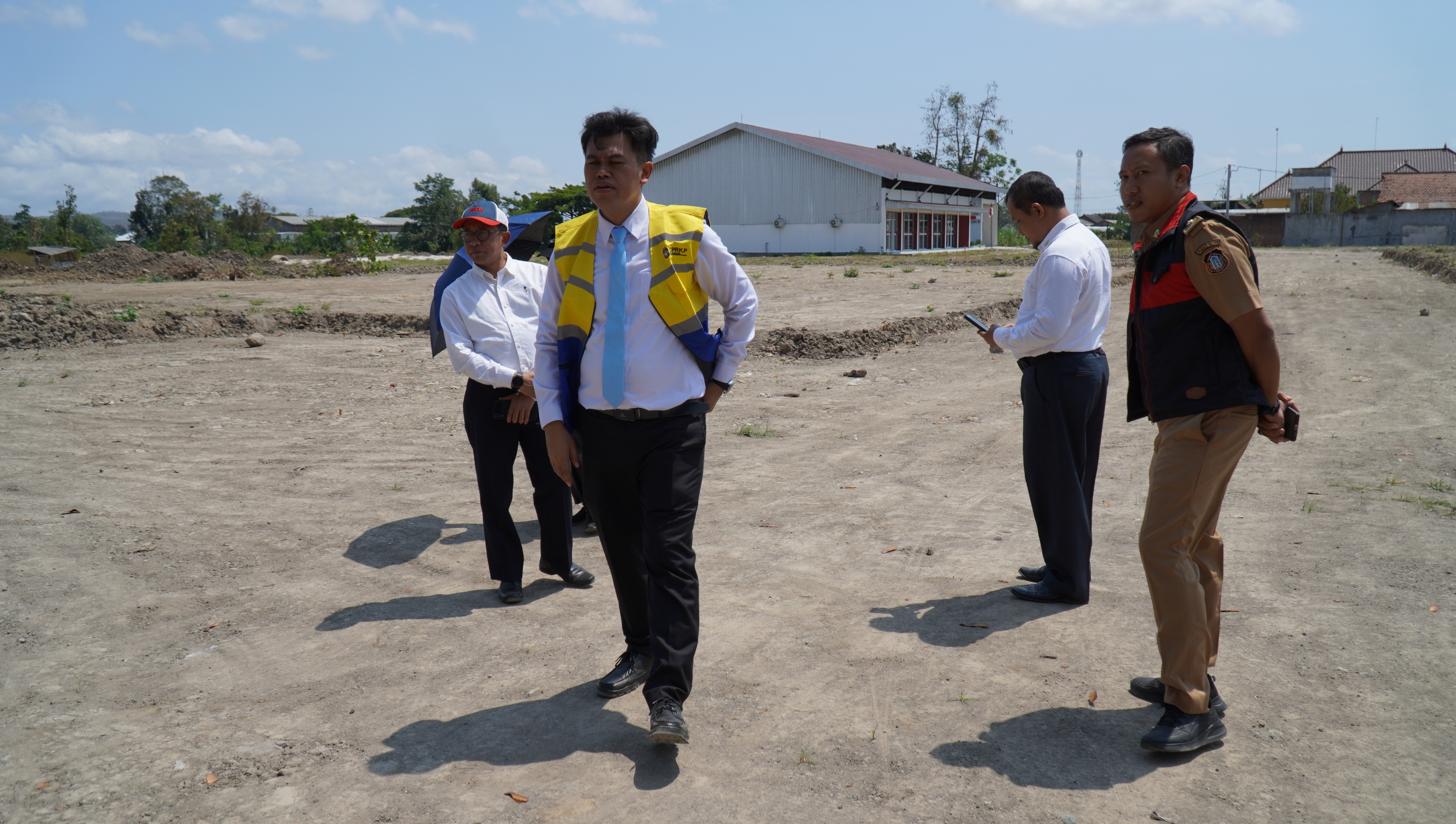 7 September - 2026 Monitoring Calon BTC di barat Kelurahan Tlumpu