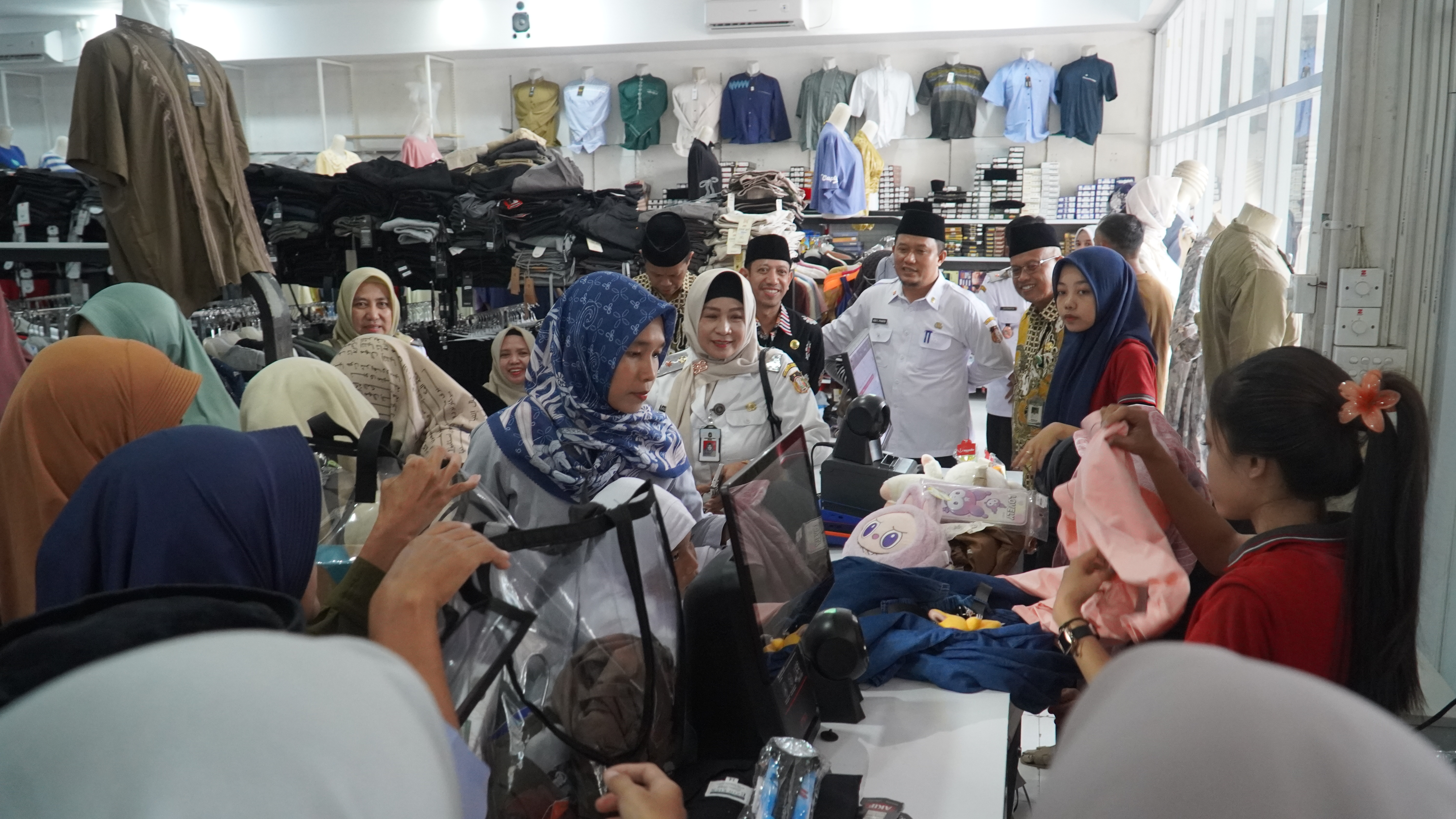 26 Maret 2025 - Orang Tua Asuh Sehari (OASE) di TokoMurah Sae jl.Tanjung &amp;amp; azizah Pakunden
