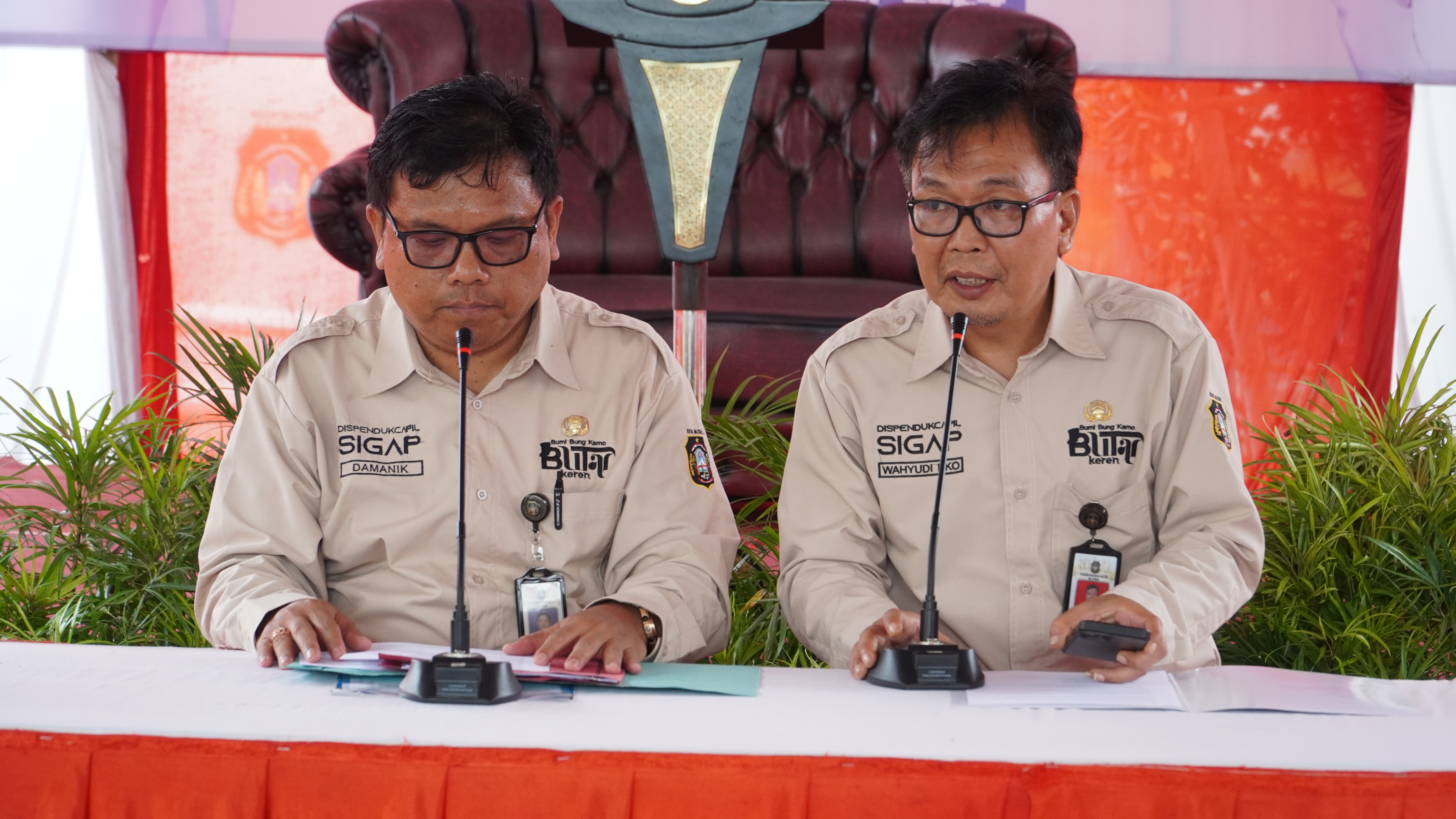 12 Desember 2024 - PENAK MAS EDI (Pelayanan Pencatatan Perkawinan Massal Sehari Jadi) 2024 di halaman DISPENDUKCAPIL