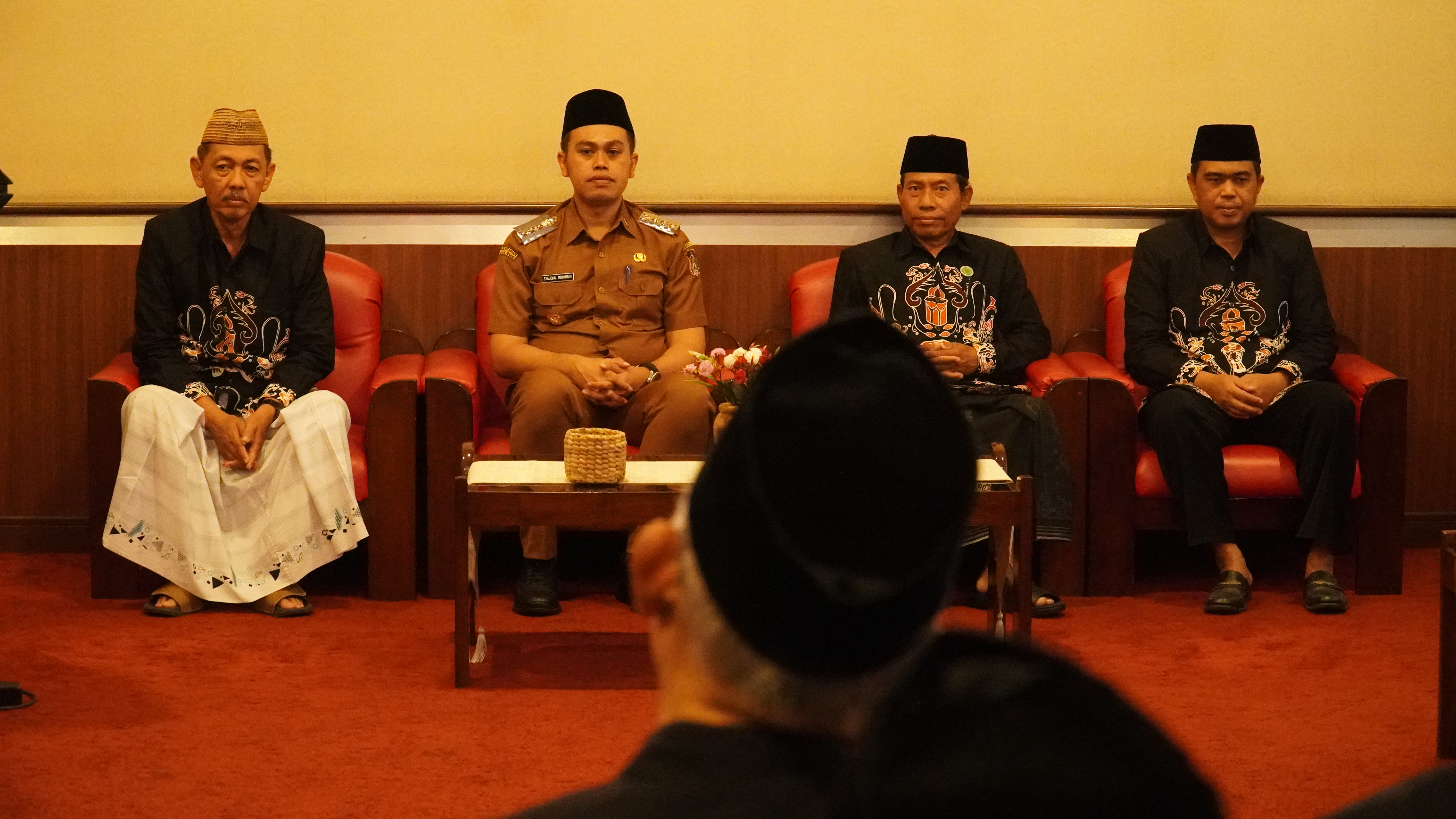 24 Maret 2025 - Pembagian Bingkisan &amp;amp; TAARUF bagi Alim Ulama di Ruang Samaptaloka