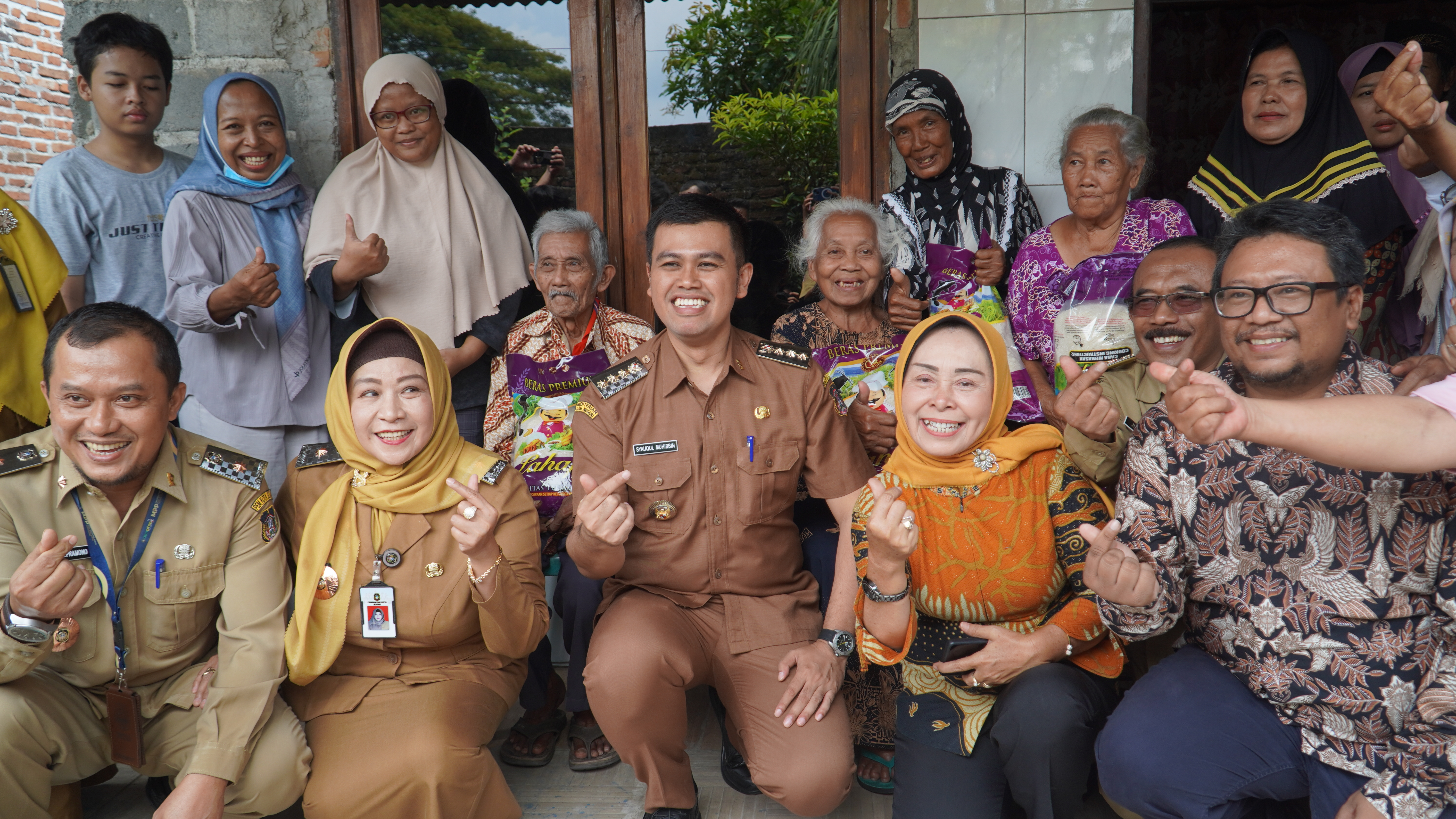 24 Maret 2025 - Penyerahan CSRPT HM SAMPOERNA pada Warga Jalan Joko Kandung 09 Kel.Blitar