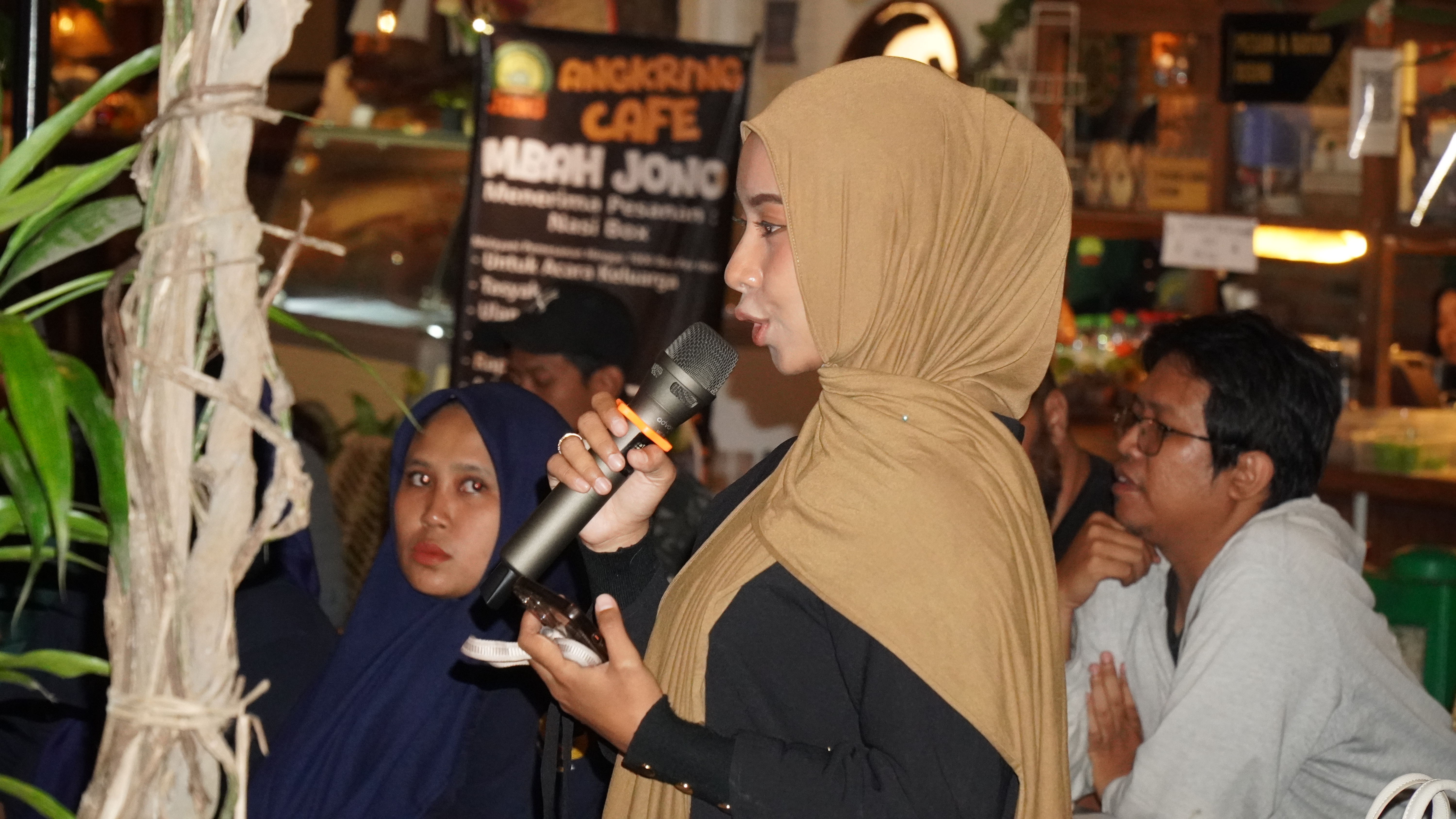 11 Desember 2025- Forum Kreator Digital  &amp;#039;&amp;#039;Mengenal Pembangunan Kota Blitar&amp;#039;&amp;#039;di Angkringan Mbah Jono