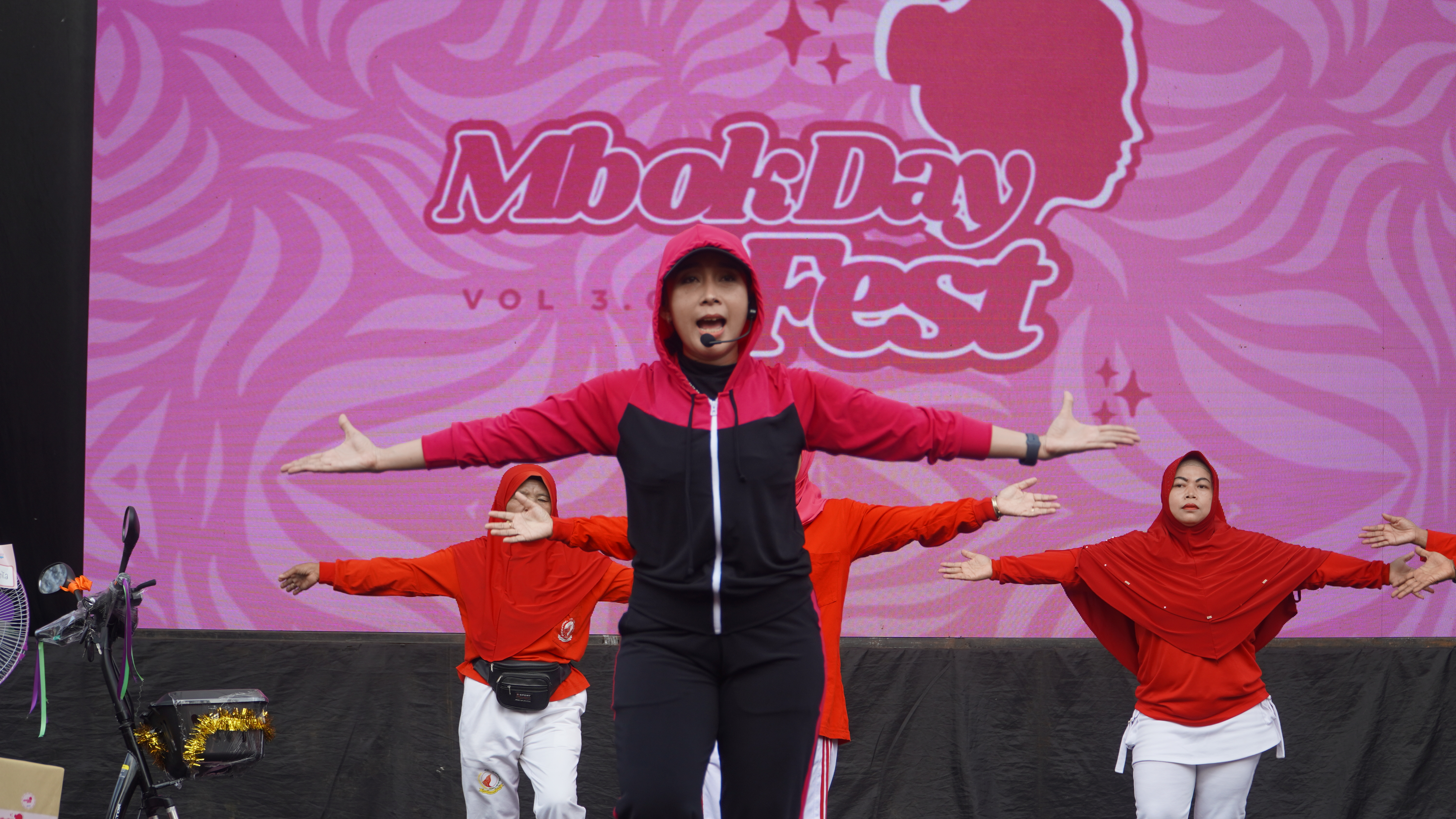 21 Desember 2024 - Pembukaan MBOK DAY FESTIVAL 2024 di halaman PASAR LEGI