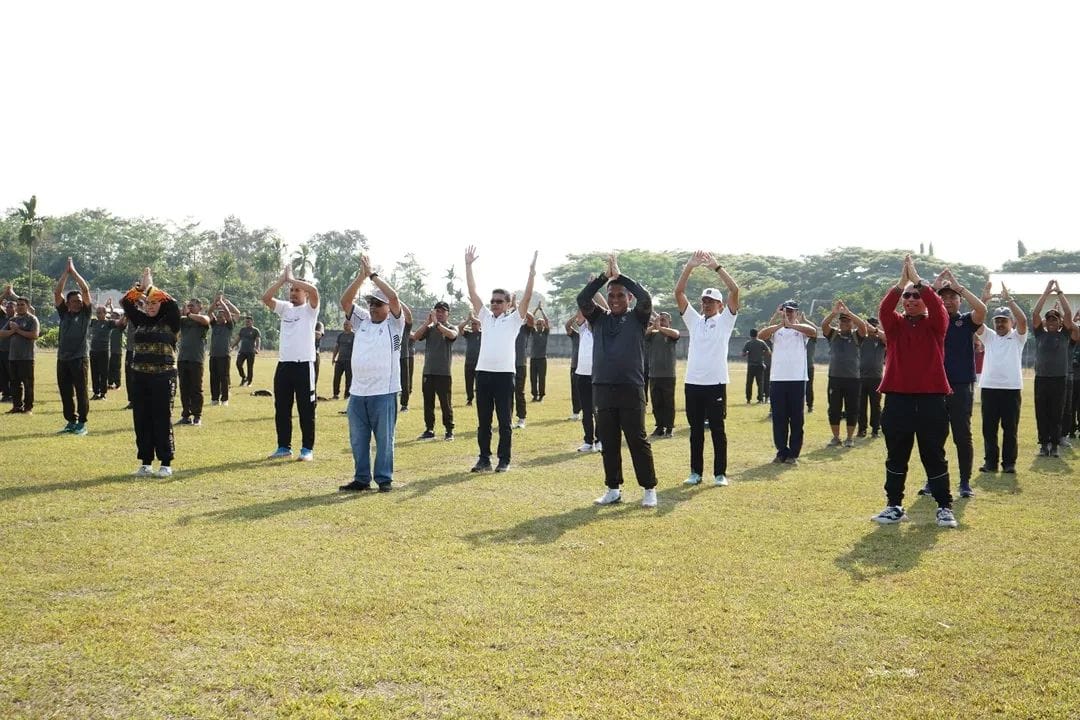 10 Oktober 2025-Senam &amp;amp; Penanaman Pohon bersama Kodim 0808 Blitar di Lahan Ketahanan Pangan KompiProduksi Kodim 0808 Dandong Srengat