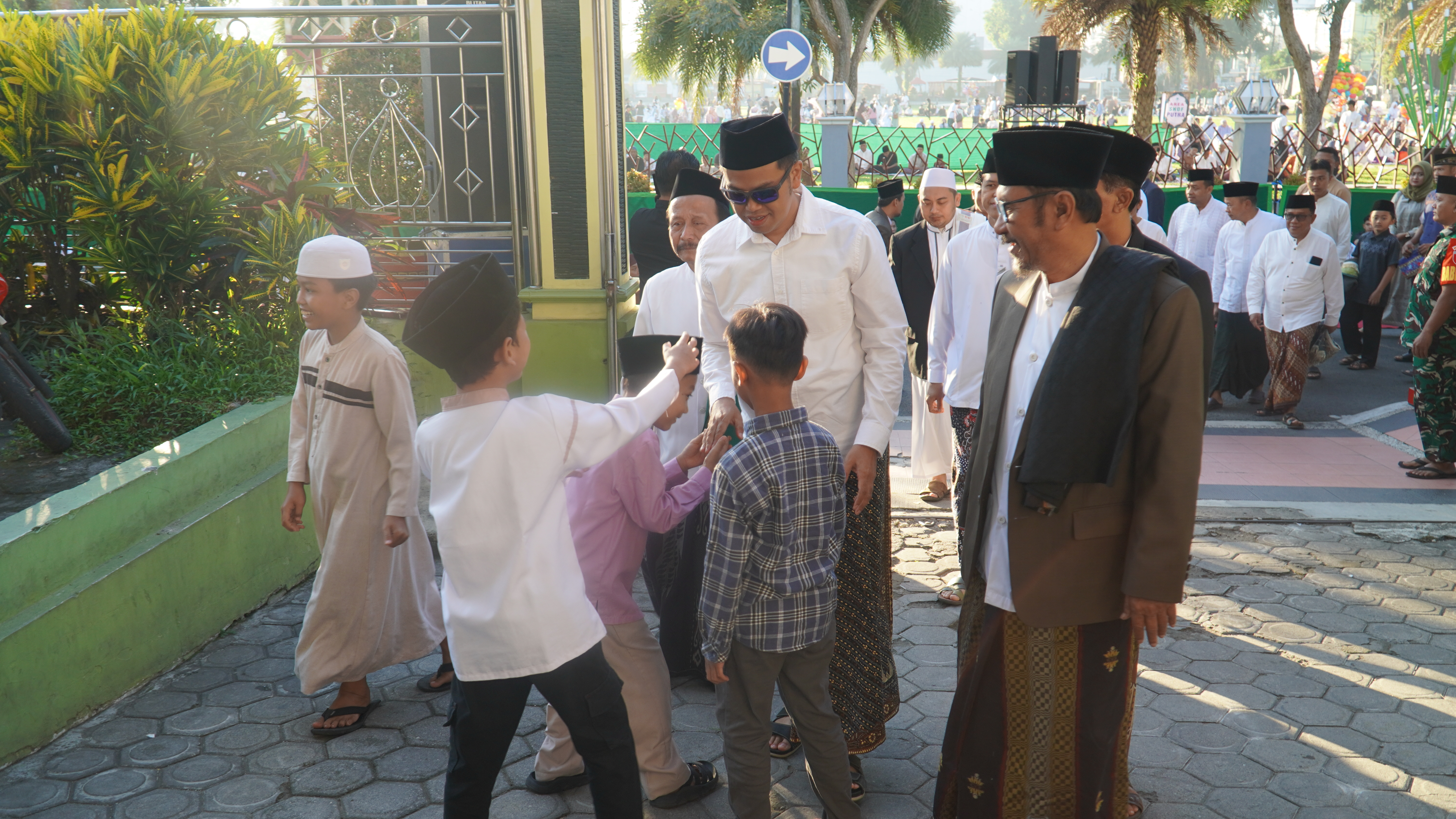 6 Juni 2025 - Pelaksanaan SHOLAT IDUL ADHA 1446 H di Masjid Agung Kota Blitar