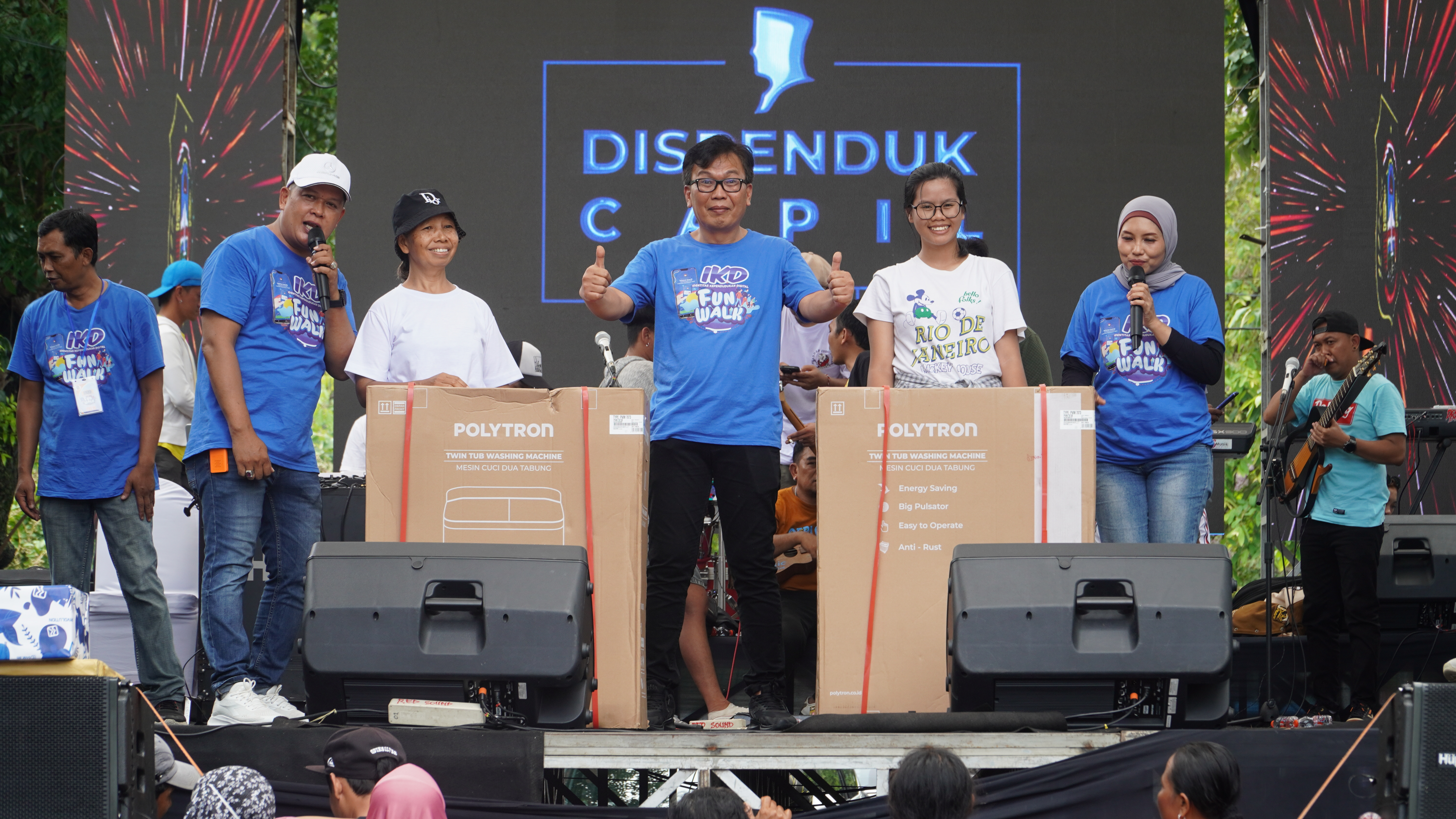 22 Desember 2024 - Jalan Sehat &amp;amp; Deklarasi Pemanfatan IDENTITAS KEPENDUDUKAN DIGITAL (IKD) di depan MPP Kota Blitar