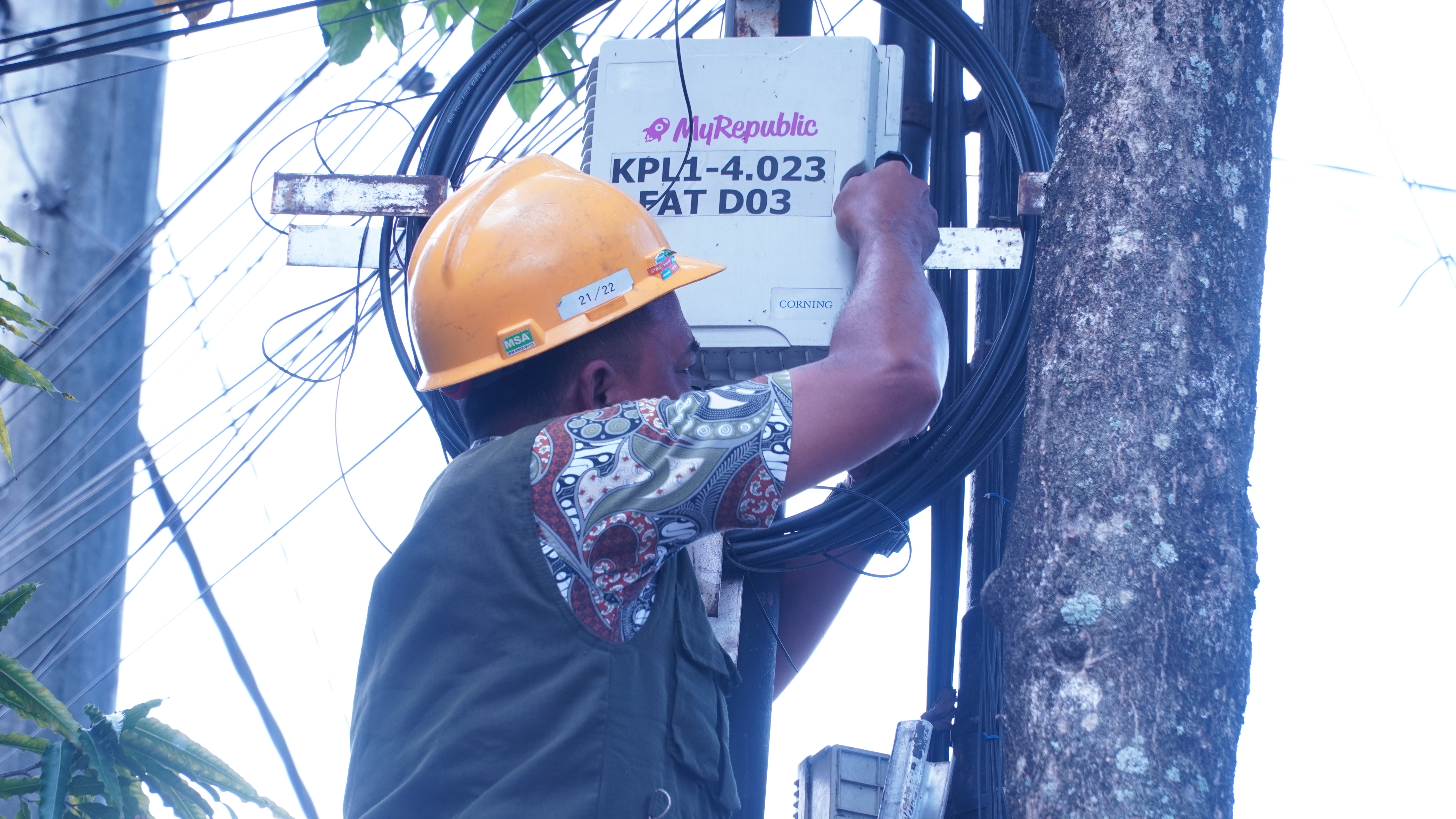17 Juli 2025-Monitoring Penyegelan Fiber Optik Tak Berizin di Jl. dr.Wahidin, dan Jl.dr.Soetomo
