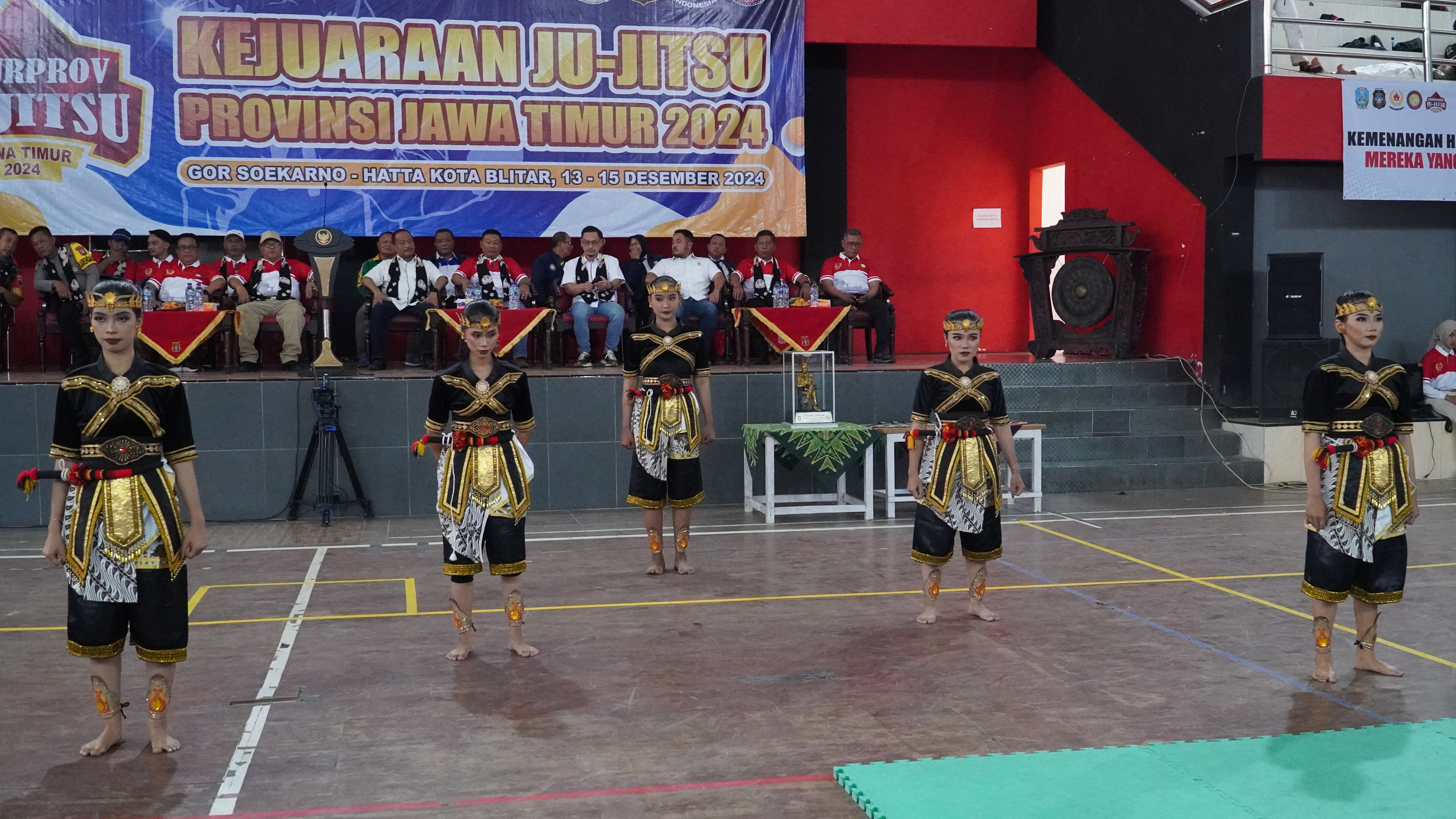 13 Desember 2024 -  Pembukaan KEJURPROV JUJITSU JAWA TIMUR di GOR SOEKARNO-HATTA